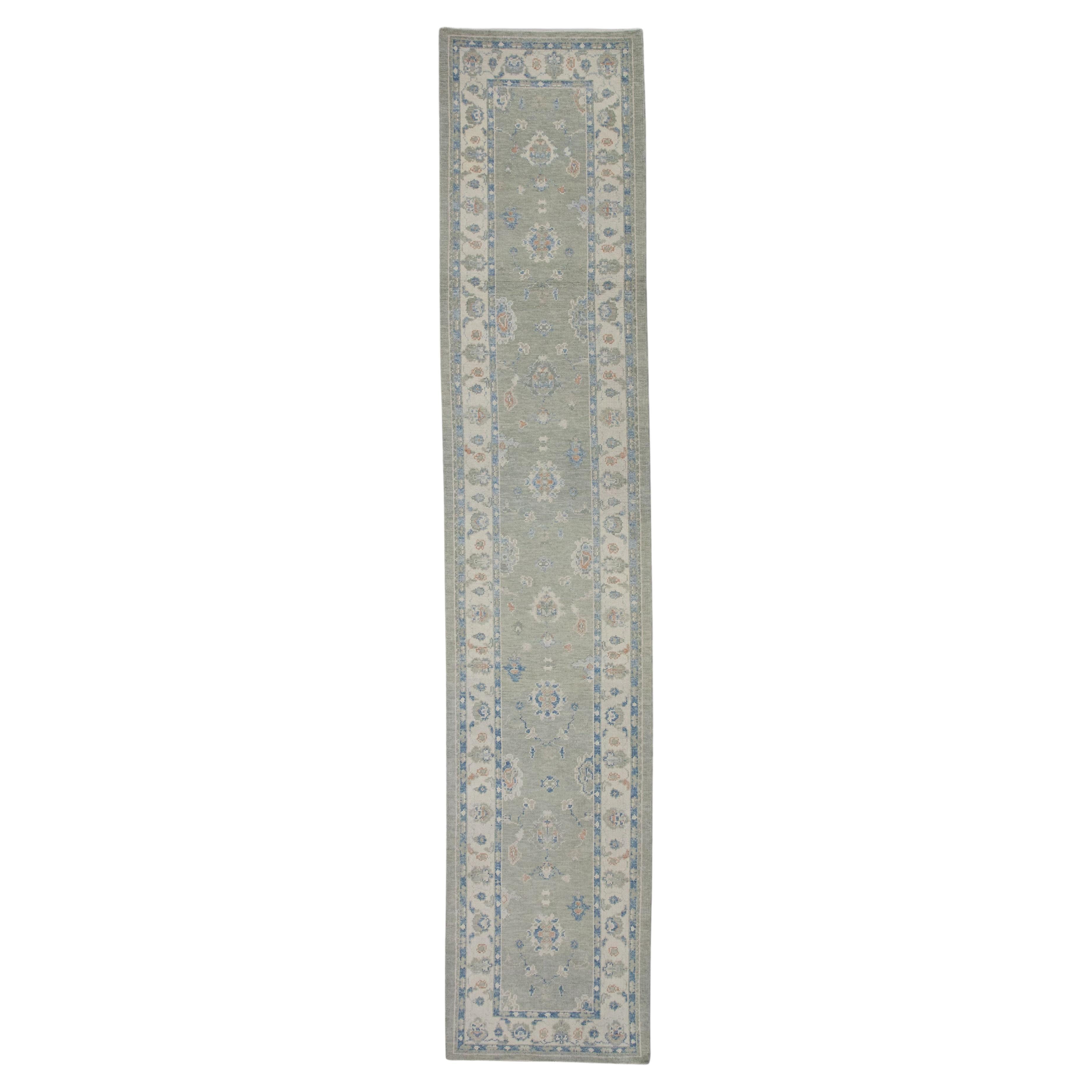 Tapis de couloir turc Oushak en laine tissé à la main à motifs floraux bleus et verts, 3' X 15'1".