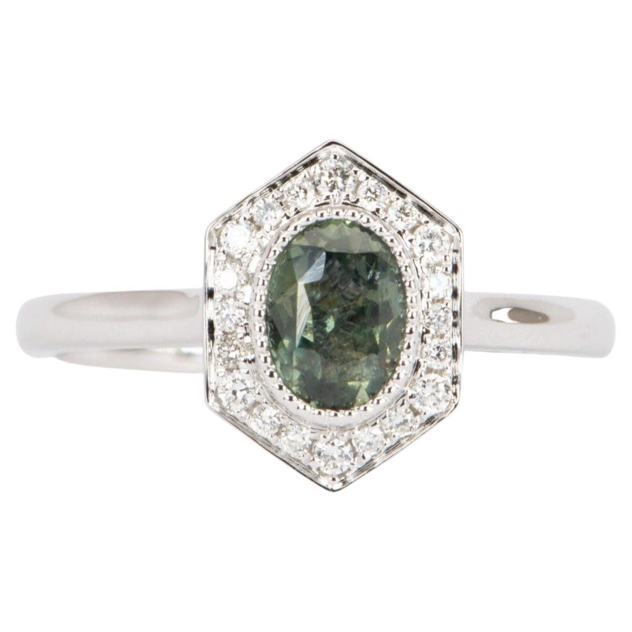Bague de fiançailles en or blanc 14 carats avec saphir bleu vert du Montana et halo de diamants 