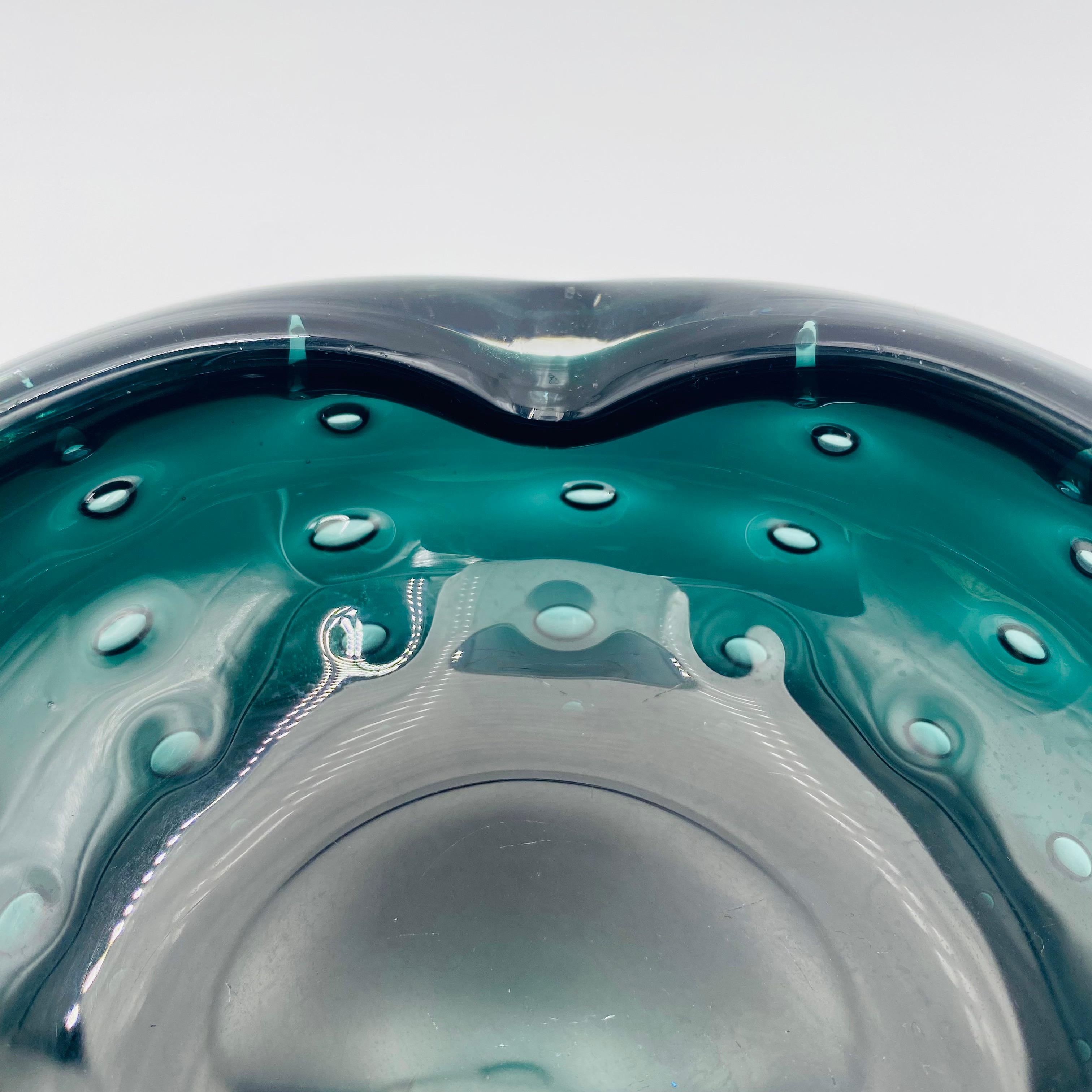 Mid-Century Modern Blue Green Murano Ashtray with Controlled Bubble Design by Seguso, circa 1950s