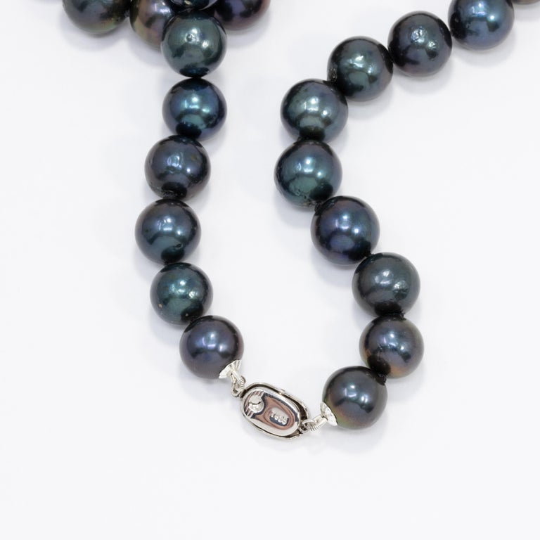 Blue Green Tahitian Pearl Beaded Necklace With Sterling Silver Clasp 52 Cm Long For Sale At 1stdibs Blue Green Tahitian Pearl Beaded Necklace With Sterling Silver Clasp 52 Cm Long For Sale At 1stdibs