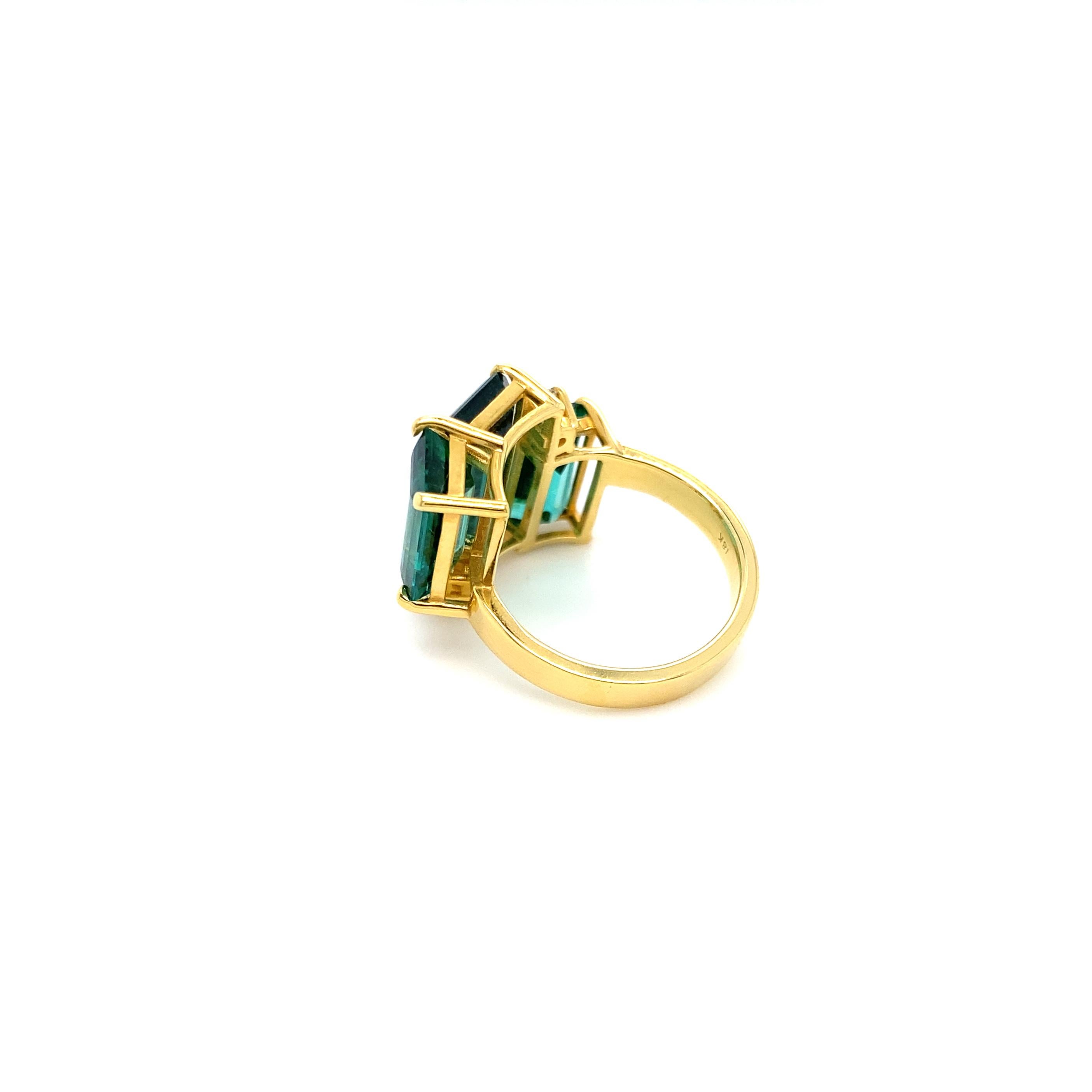 Contemporary Blue Green Tourmaline and Diamond Ring For Sale
