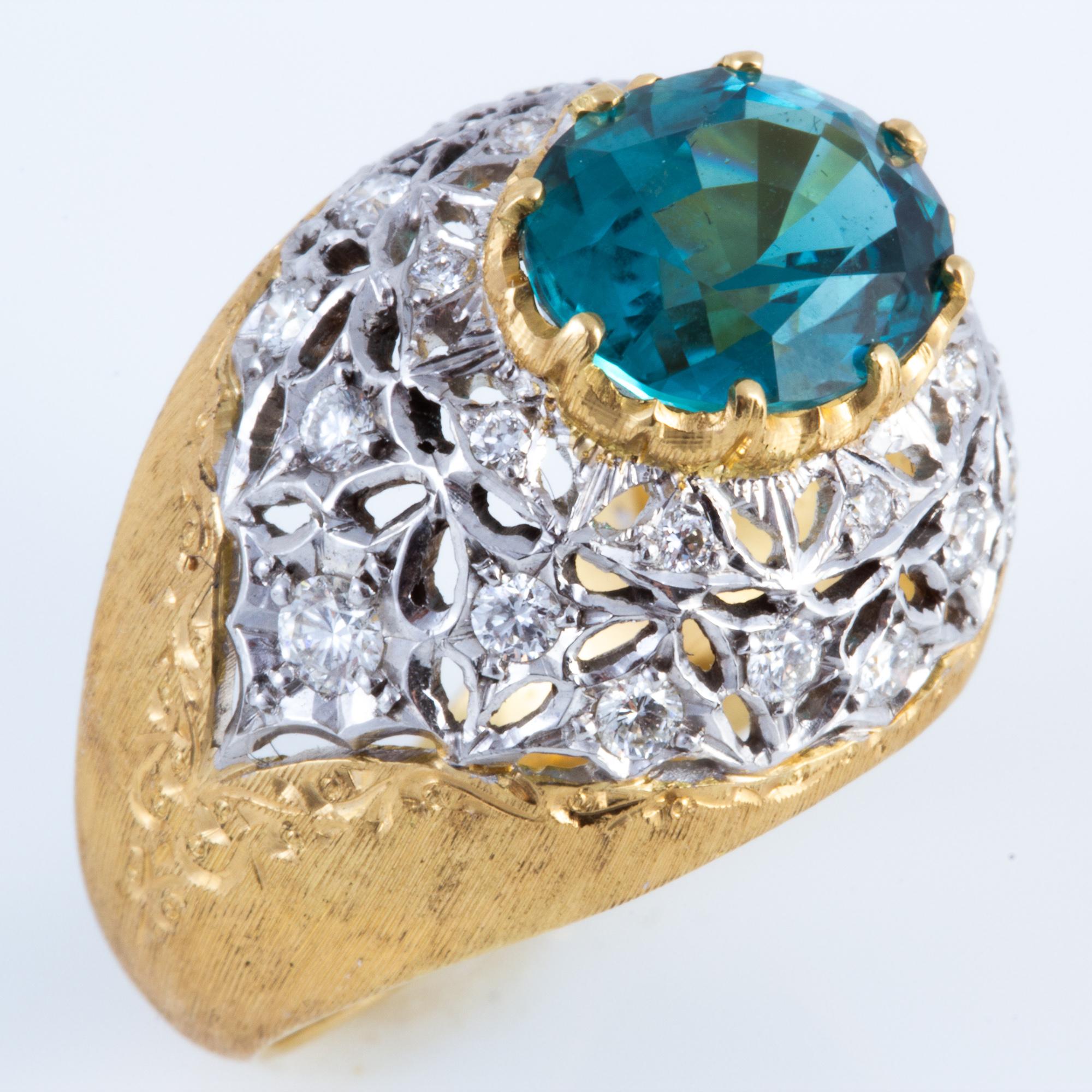 Blue Green Tourmaline and Diamond Ring in Florentine Crafted 18 kt Gold For Sale 2