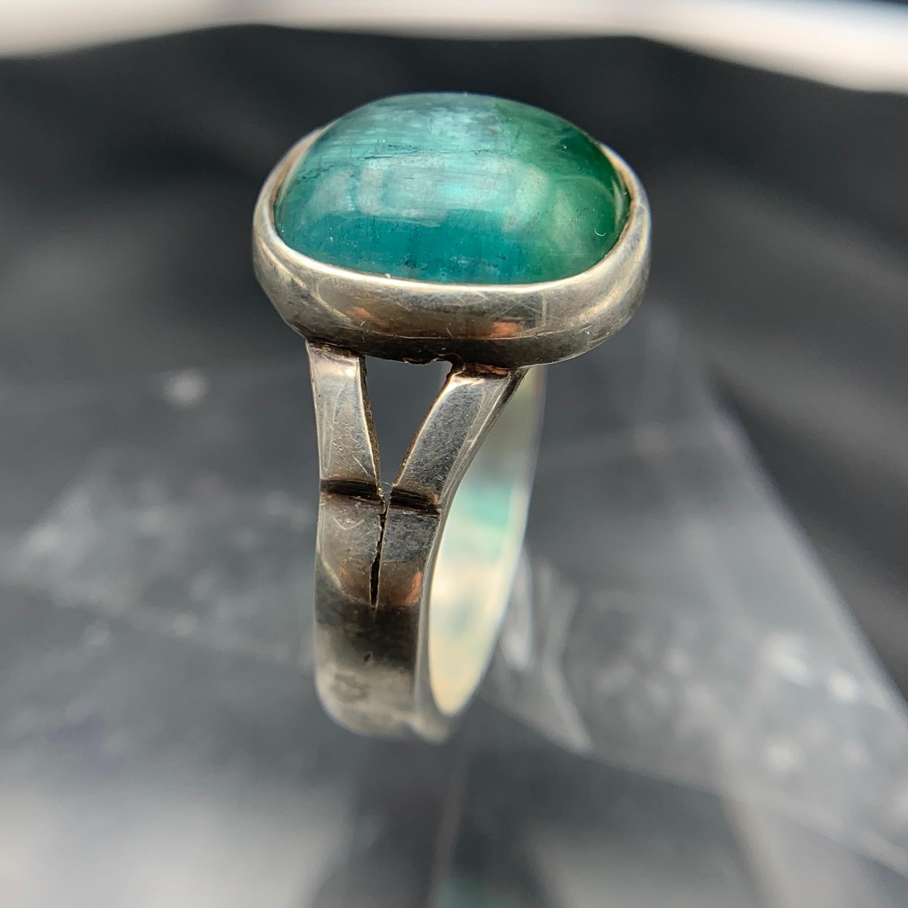 Anello in argento 925 fatto a mano con tormalina verde blu e gemma naturale, misura 8,5. in vendita 1