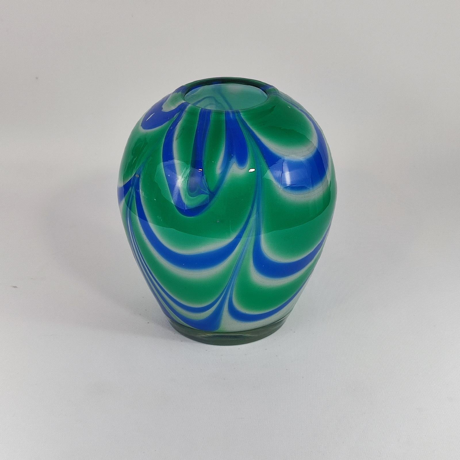 Blue, Green & White Murano Glass Vase by Carlo Moretti, Italy 1990s In Excellent Condition For Sale In Bochum, NRW