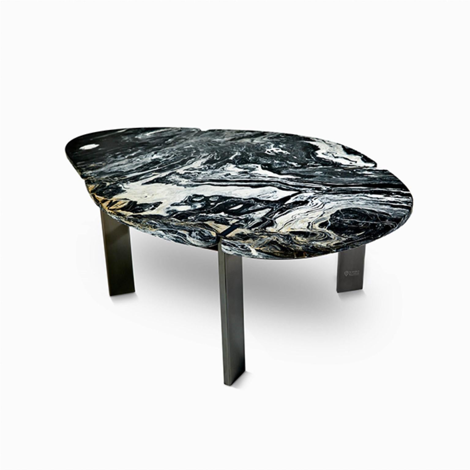 Blue Halys coffee table by Marble Balloon
Dimensions: W 130 x D 88 x H 39.5 cm
Materials: Steel, Marble

Taking its form from the famous Halys River, it consists of carrier legs made of titanium coating on stainless
metal and a marble