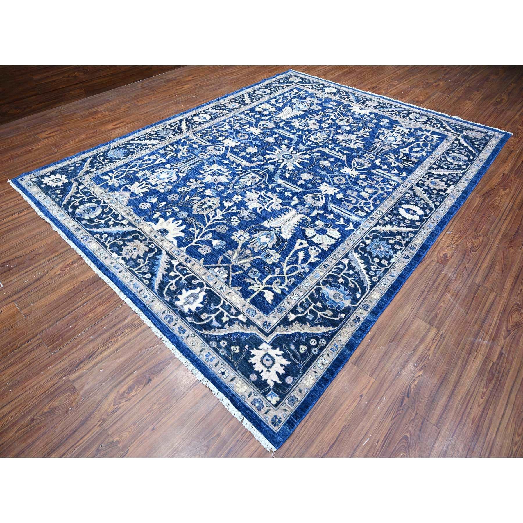 Blauer handgeknüpfter orientalischer Teppich aus feiner Wolle in Peshawar Heris Design 8'11
