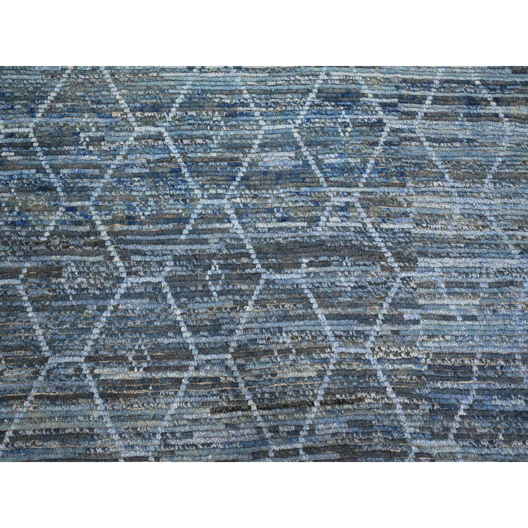Alfombra oriental de pura lana azul anudada a mano con diseño de inspiración marroquí 12' x 18'5 Lana en venta