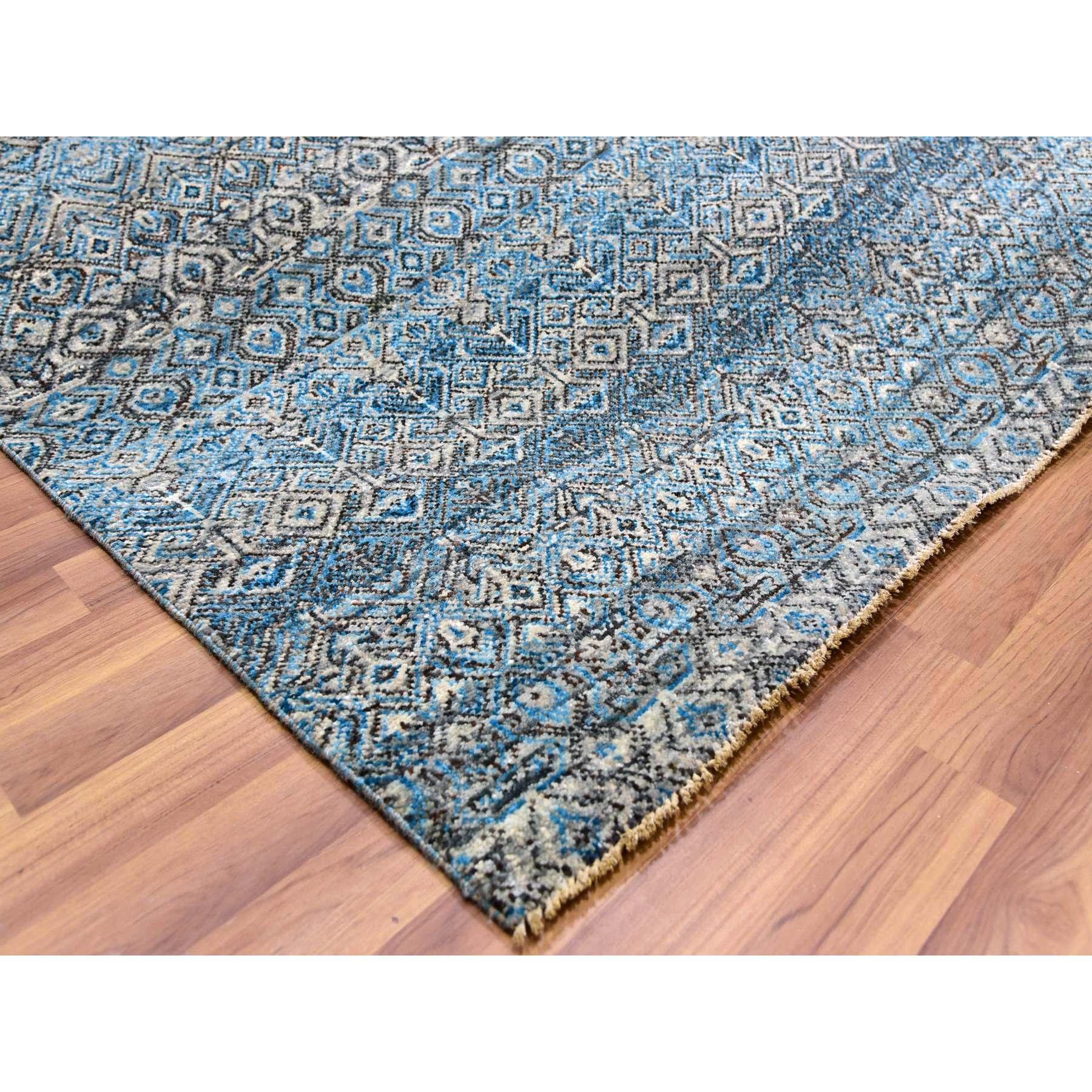 Blauer handgeknüpfter Wollteppich Kohinoor Herat Repetitives Design Übergroßer Orientteppich (21. Jahrhundert und zeitgenössisch) im Angebot