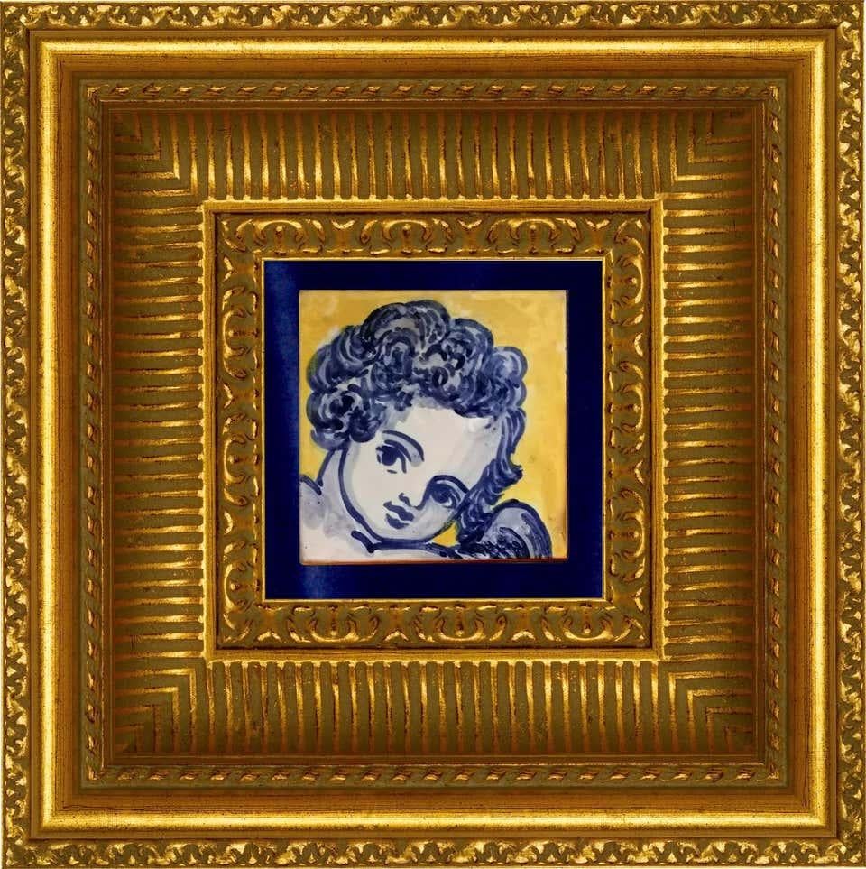 Precioso azulejo/azulejo de cerámica portuguesa del siglo XVIII pintado a mano en azul con un querubín o ángel barroco
El azulejo pintado en azul cobalto sobre blanco en el Portugal típico del siglo XVIII marcó el gusto por las aplicaciones