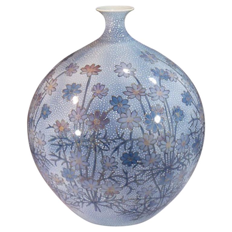 Blue Hand Painted Porcelain Vase by Japanese Contemporary Master Artist For Sale