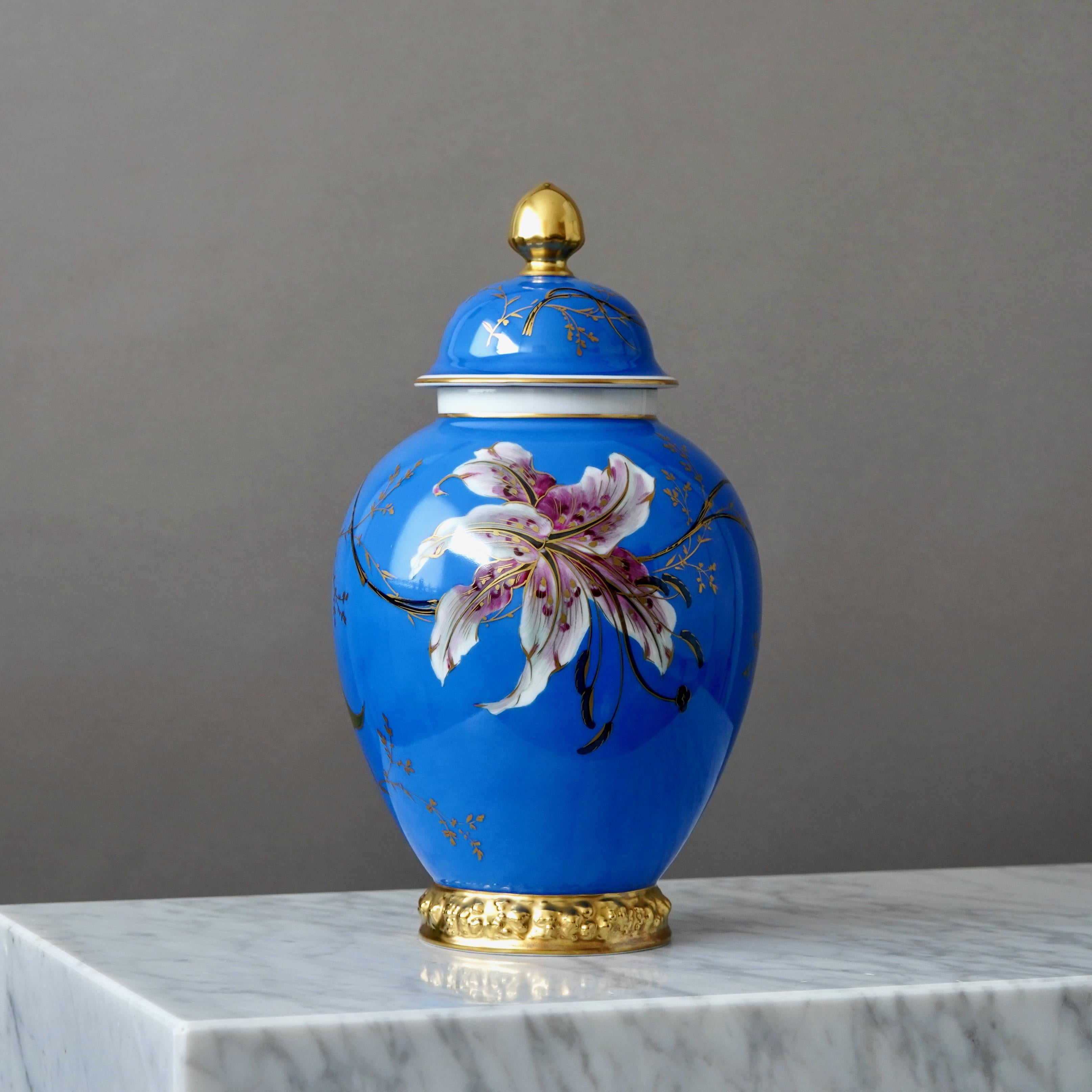 Mid-20th Century Blue Hand-Painted Rosenthal Art Deco Lidded Jar with Orchids. Germany, 1930s For Sale