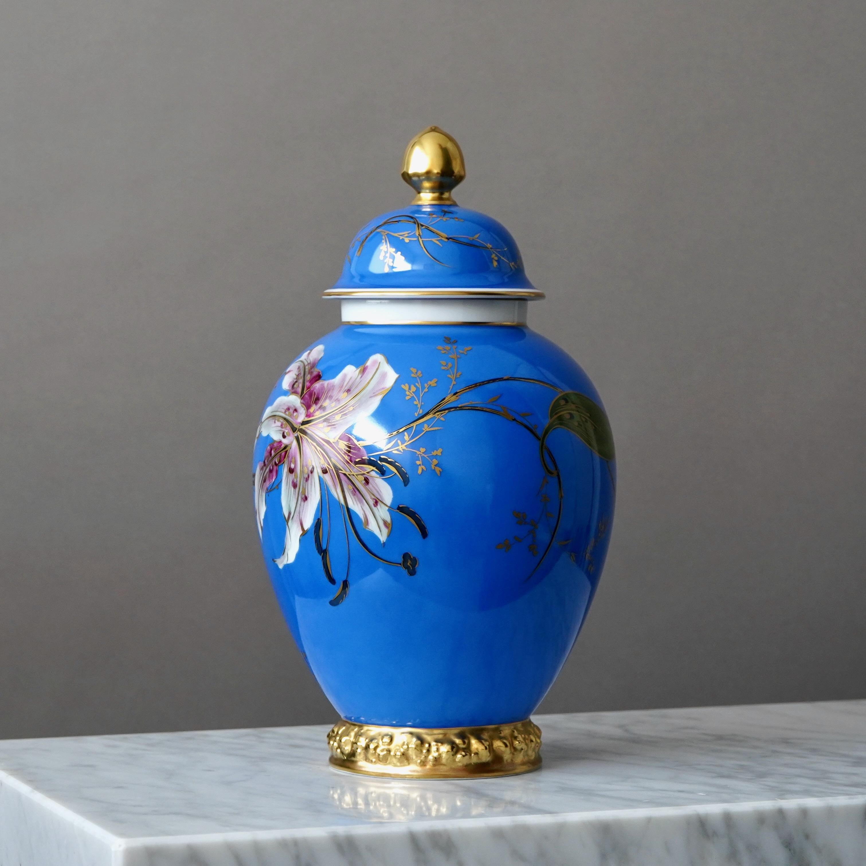 Porcelain Blue Hand-Painted Rosenthal Art Deco Lidded Jar with Orchids. Germany, 1930s For Sale