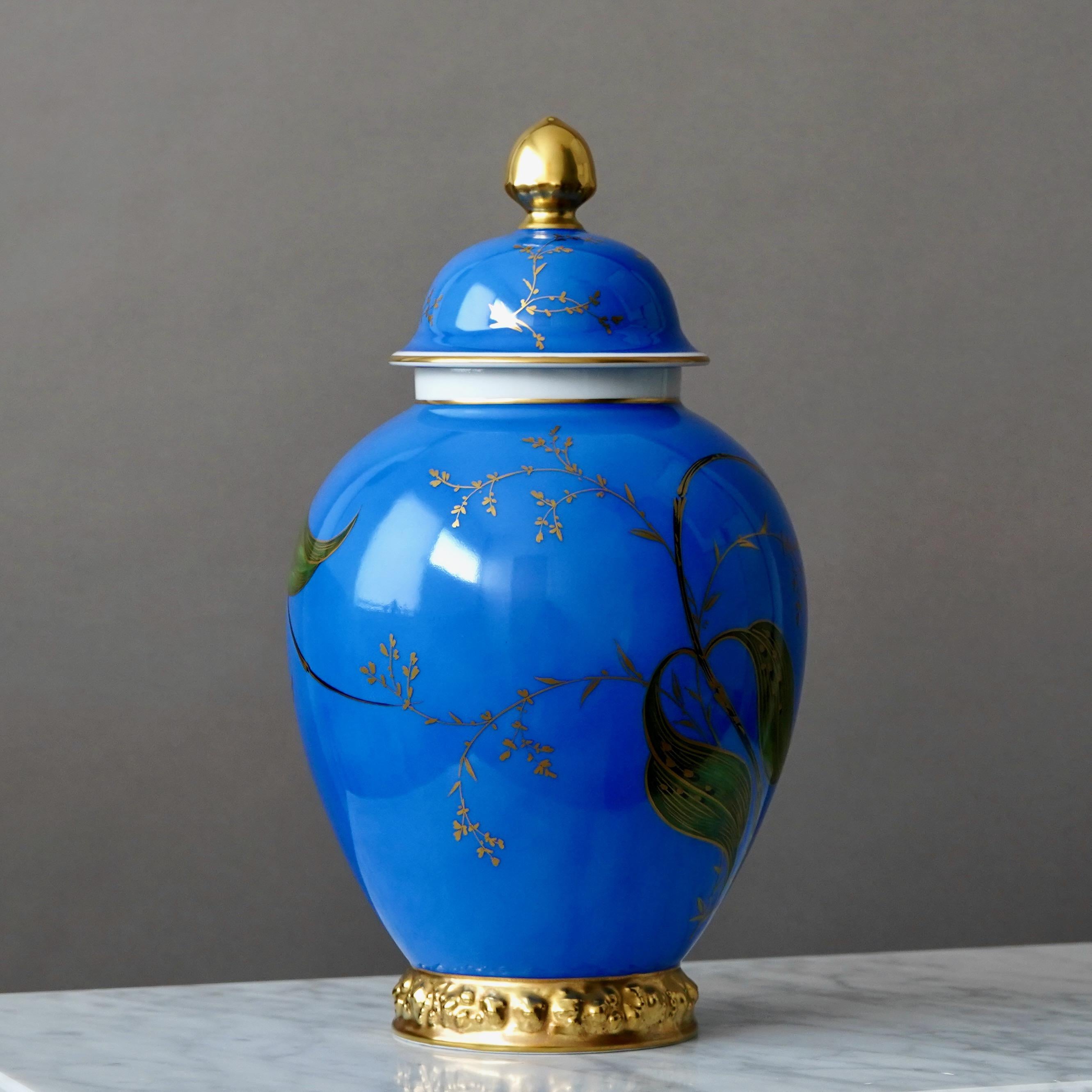 Blue Hand-Painted Rosenthal Art Deco Lidded Jar with Orchids. Germany, 1930s For Sale 2