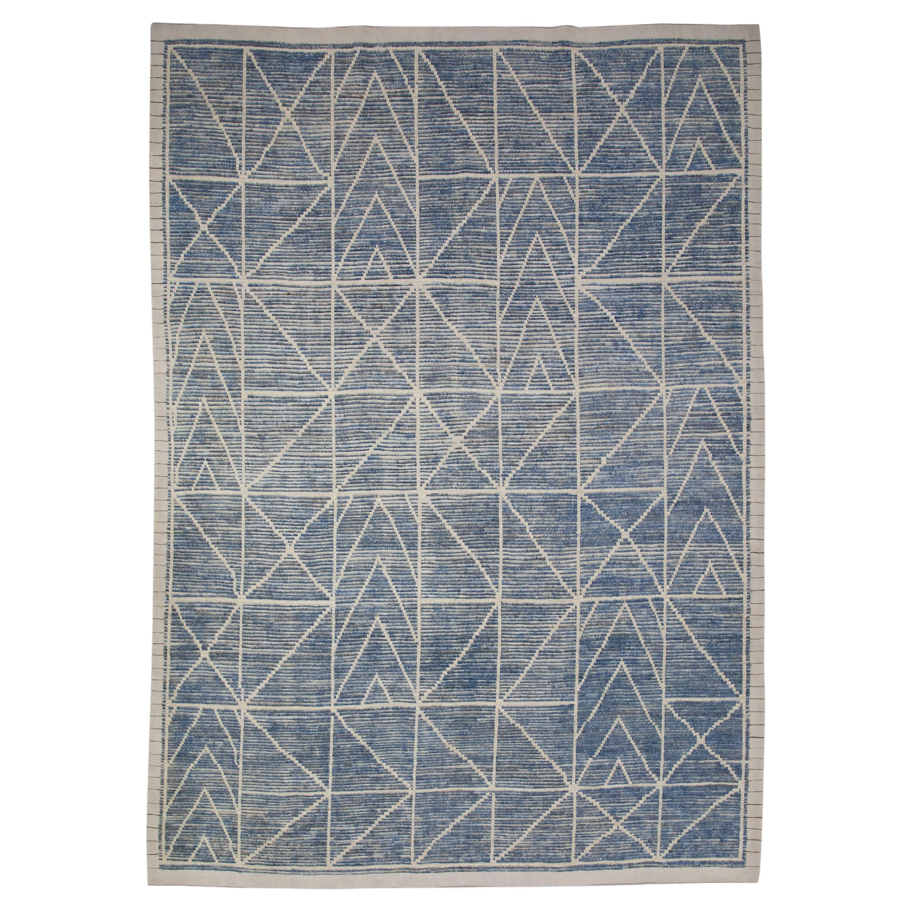 Tapis Tulu bleu en laine fait à la main au design géométrique 7'11" x 10'7".