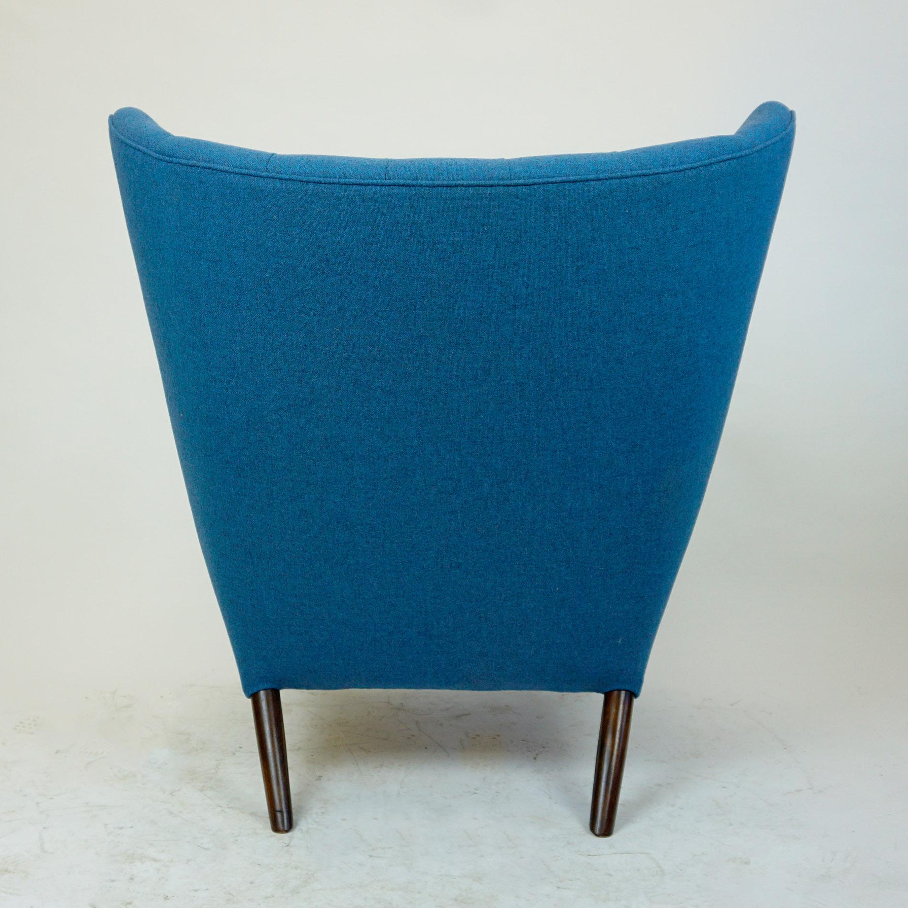 Blue Hans Wegner Mod. AP19 Papa Bear Lounge Chair for AP Stolen In Good Condition In Vienna, AT