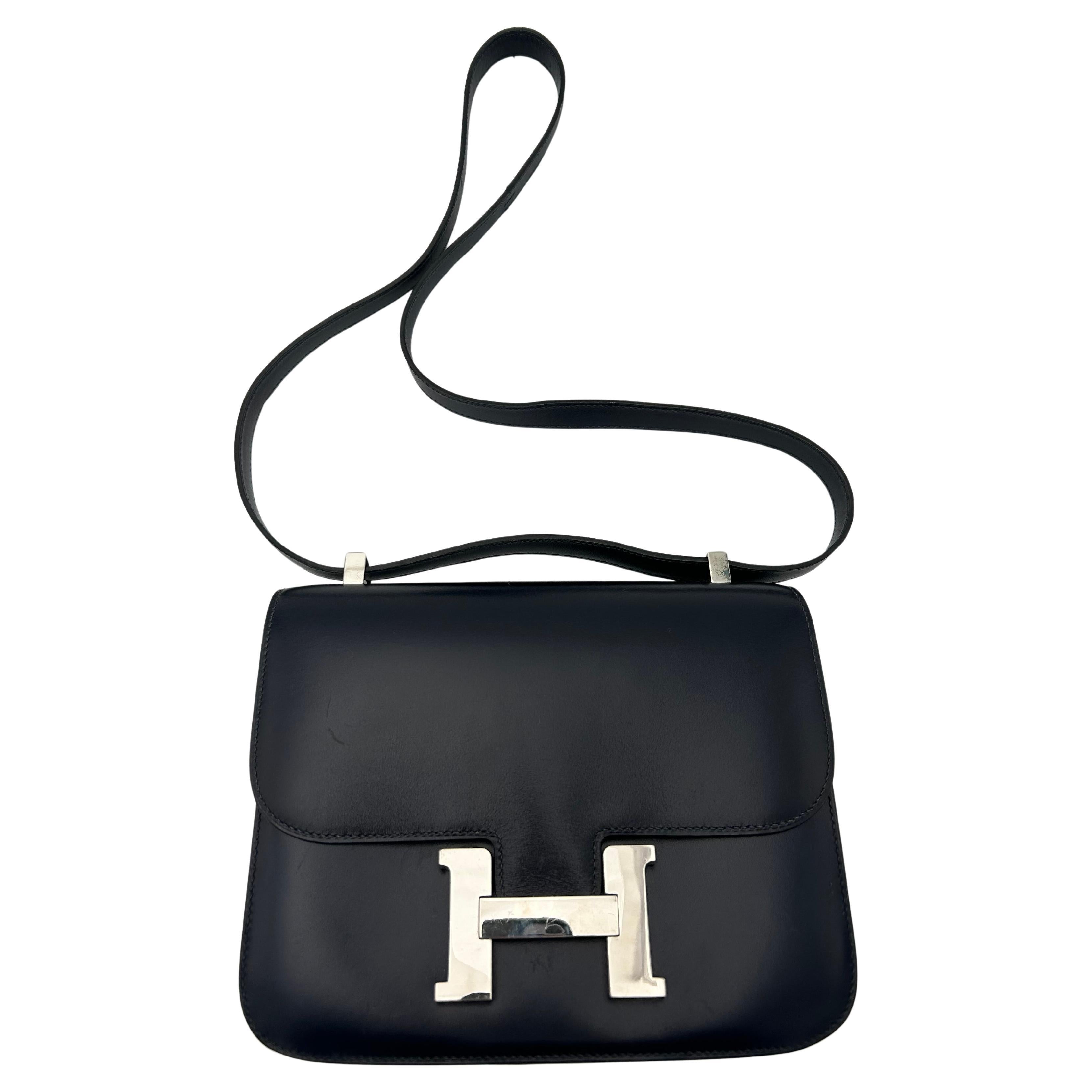 Blauer Hermes Constance