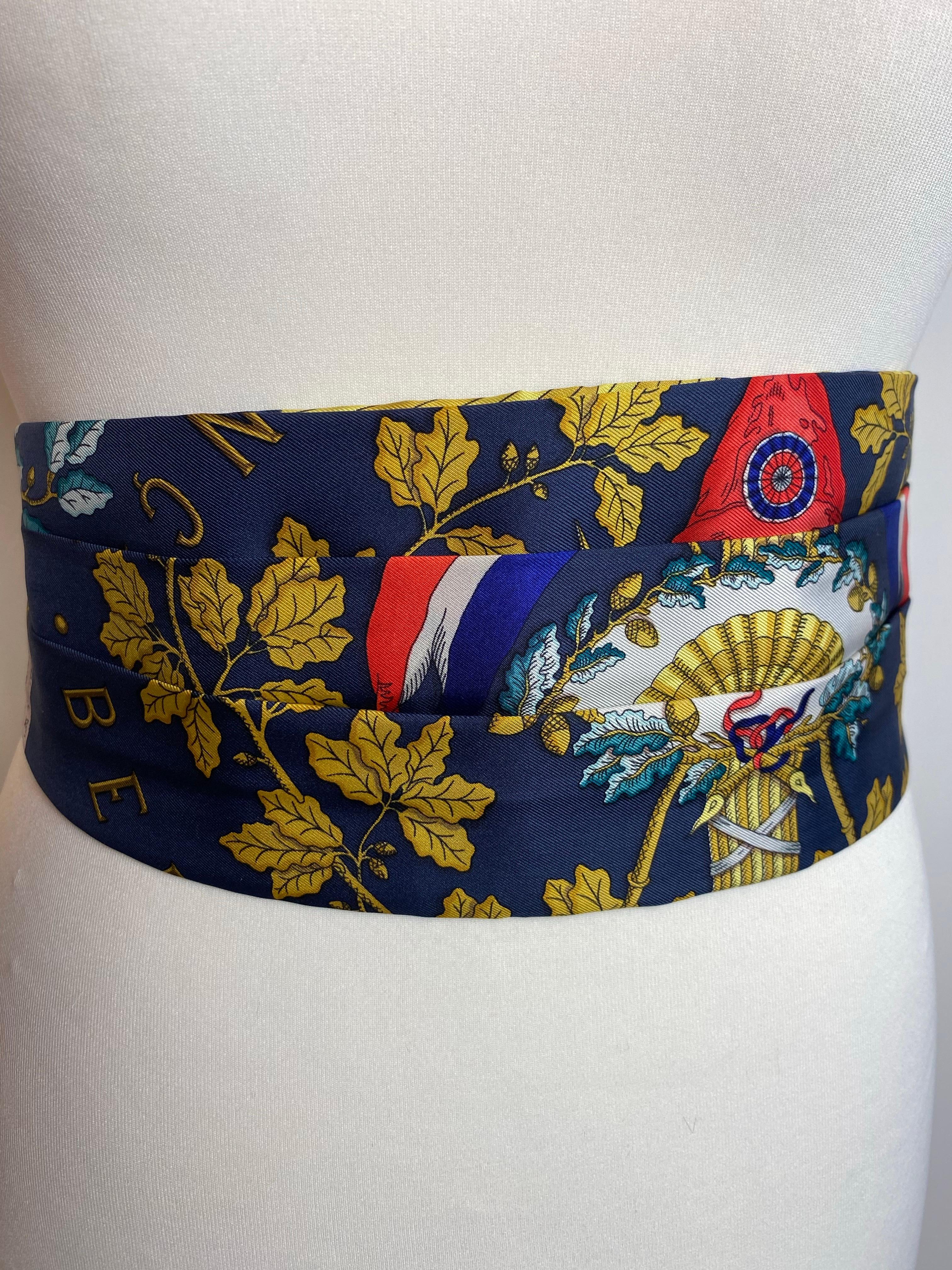 Black Blue Hermès-Paris patterned belt. For Sale