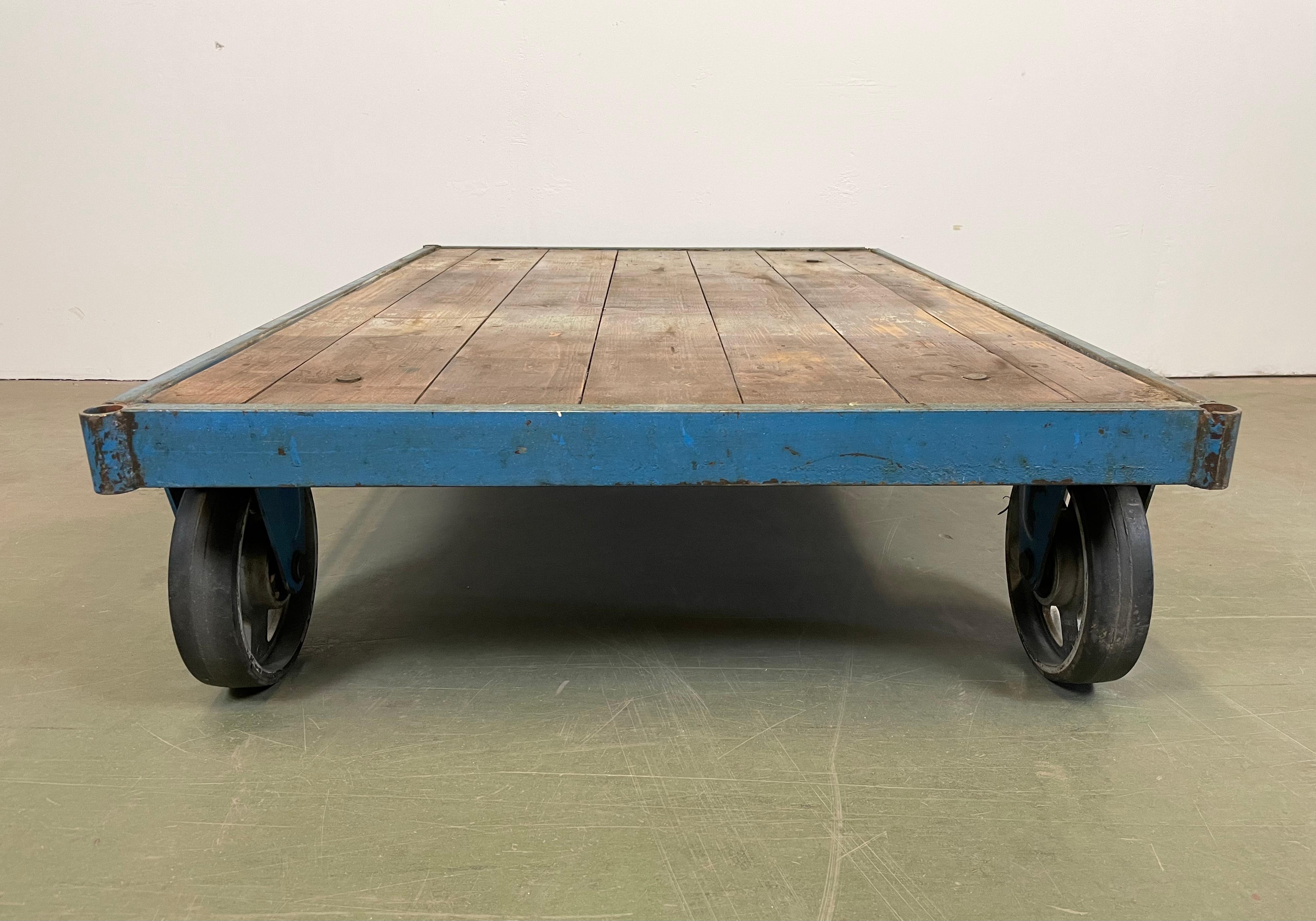 Blue Industrial Coffee Table Cart, 1960s 5