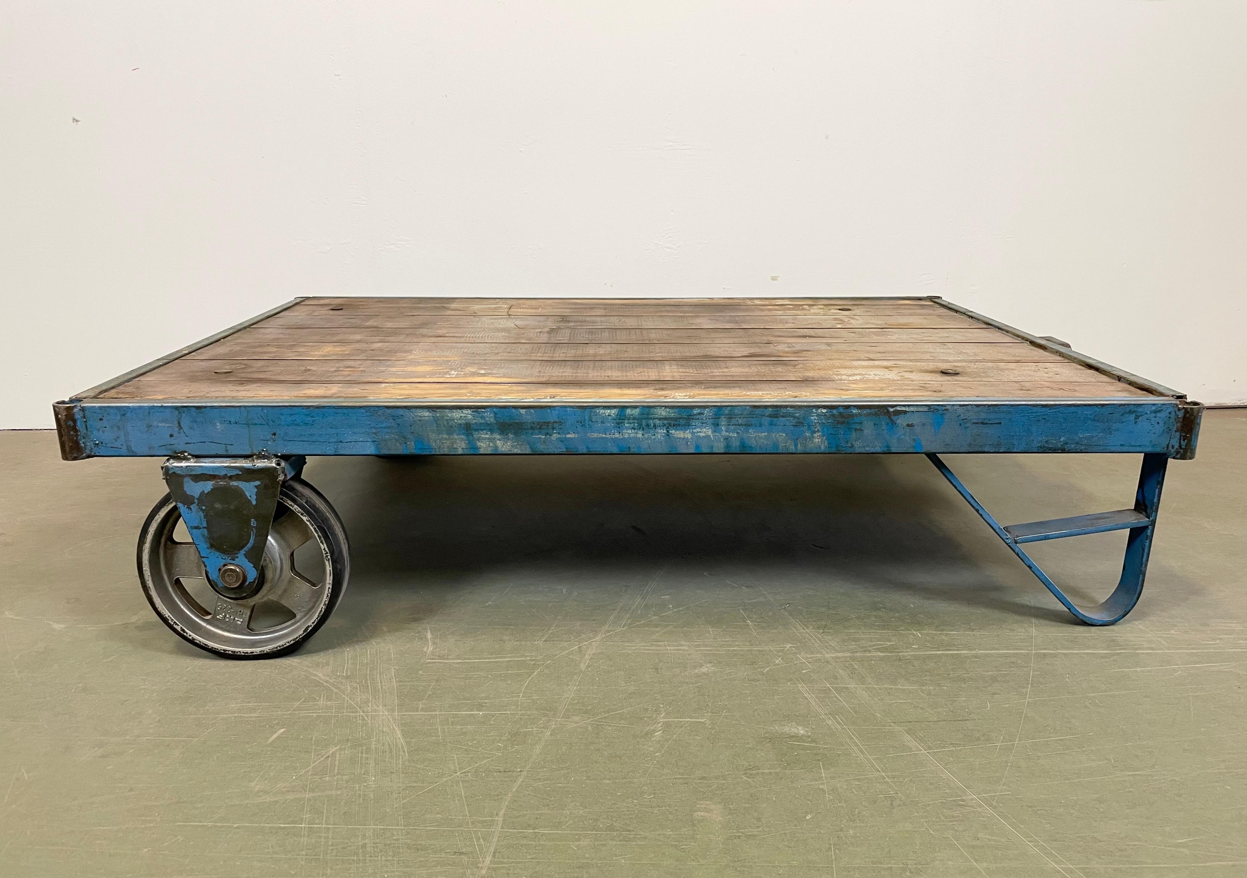 Blue Industrial Coffee Table Cart, 1960s 7