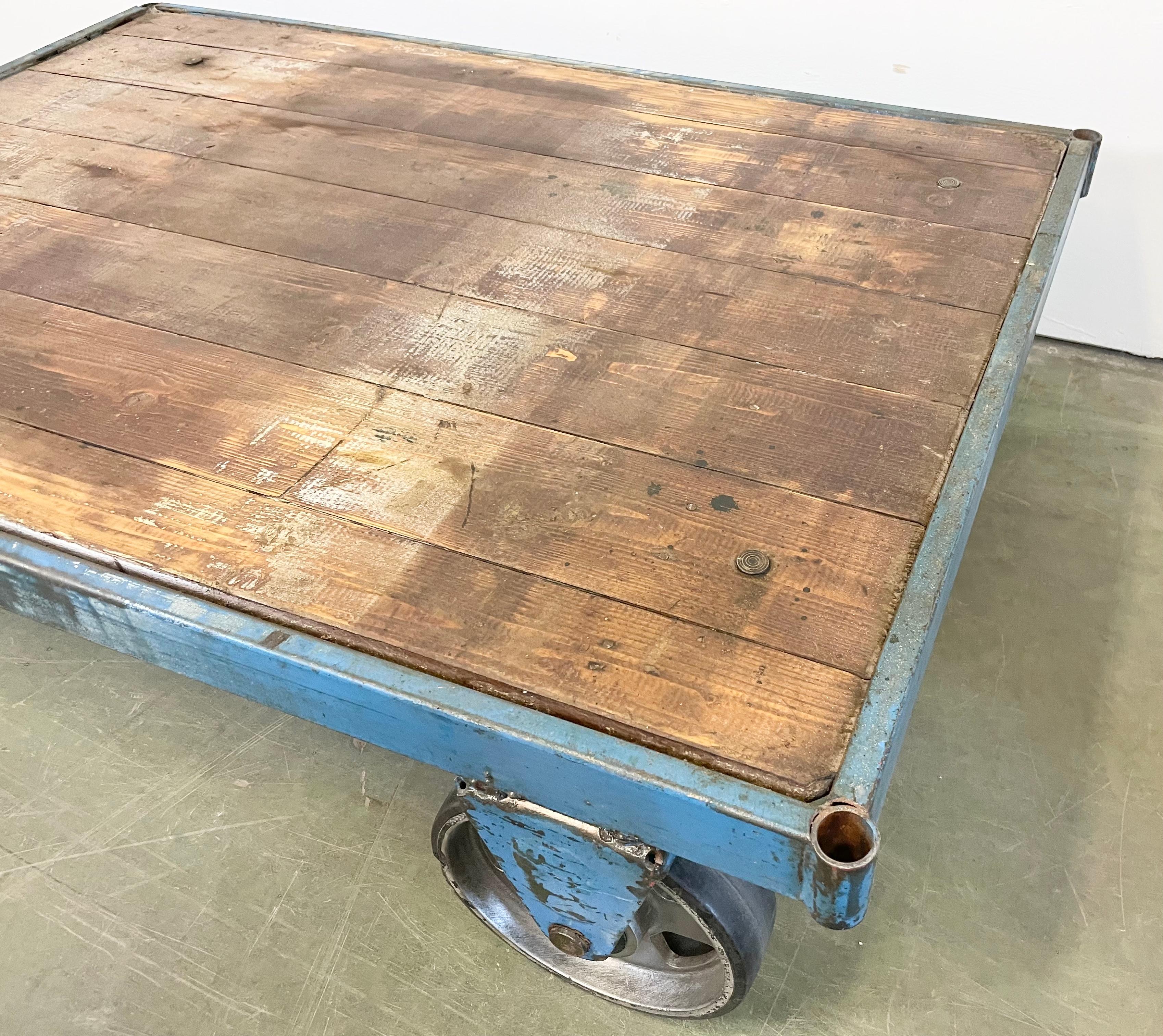 Blue Industrial Coffee Table Cart, 1960s 3