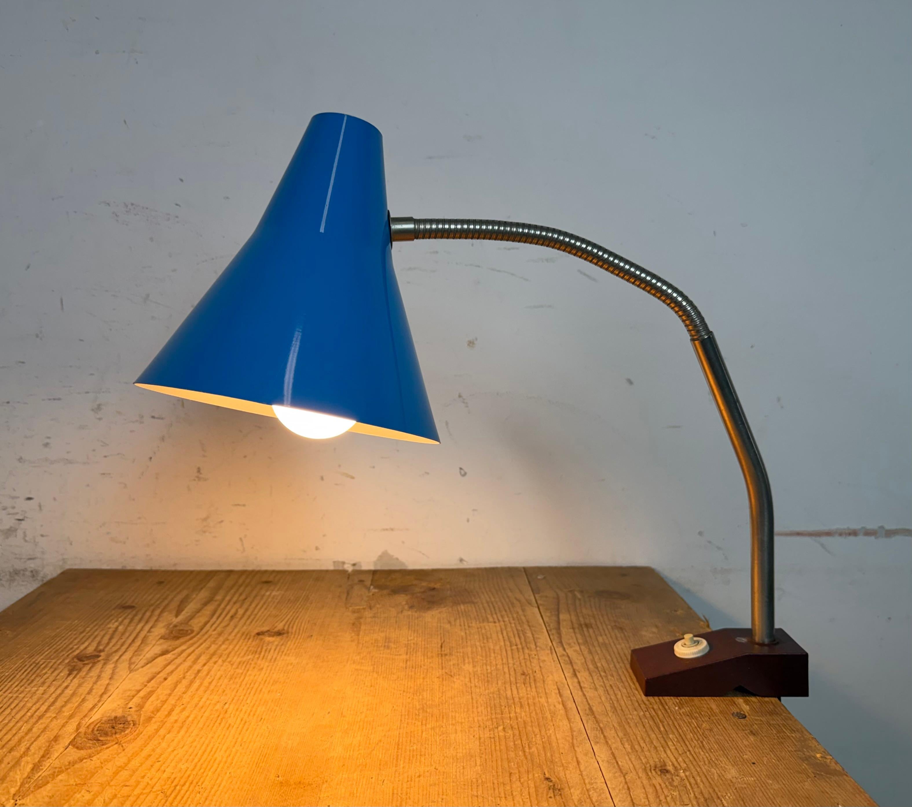 Lampe de table industrielle bleue d'atelier allemand de Reif Dresden, années 1960 en vente 8