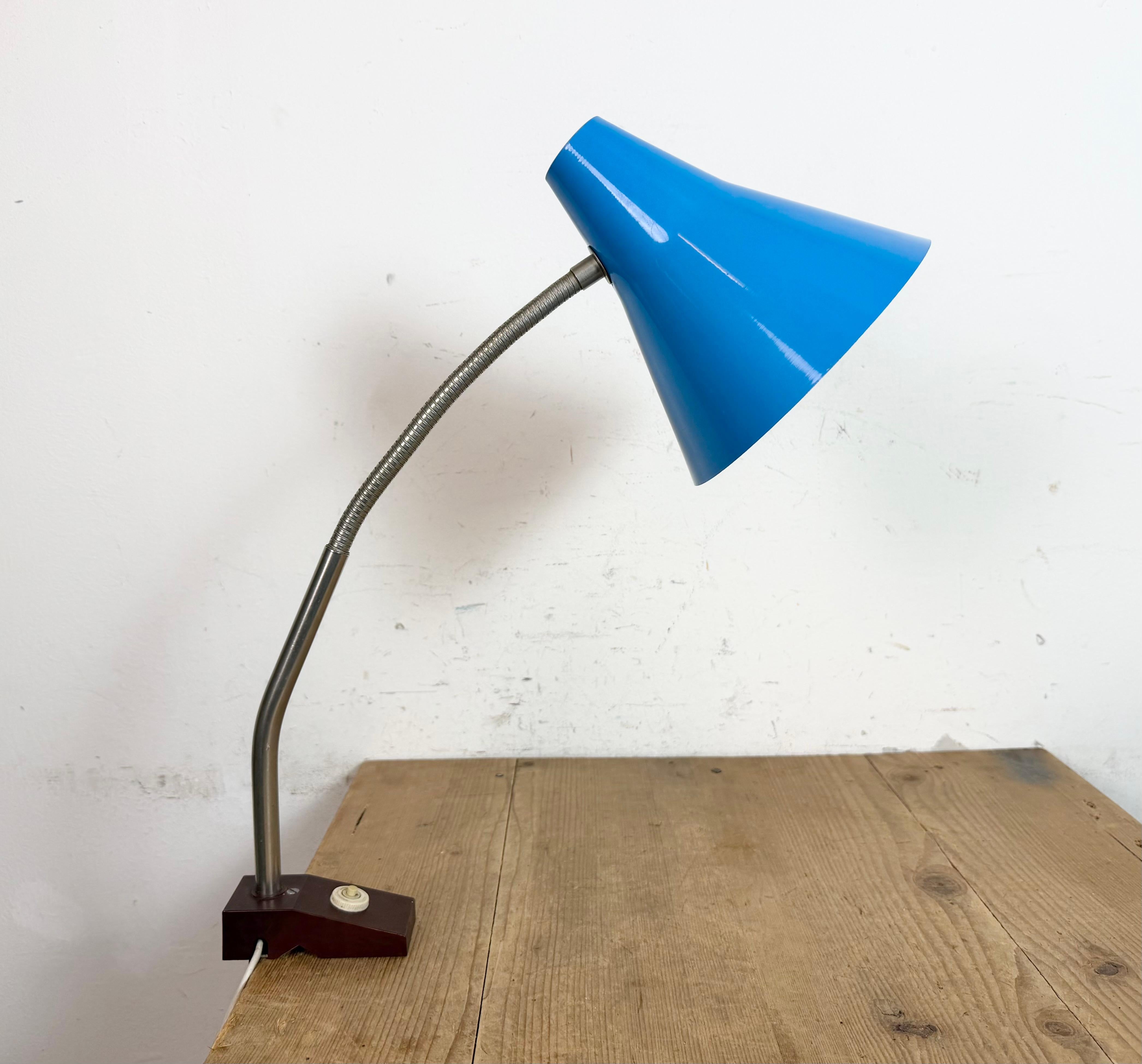 Lampe de table industrielle bleue d'atelier allemand de Reif Dresden, années 1960 en vente 1