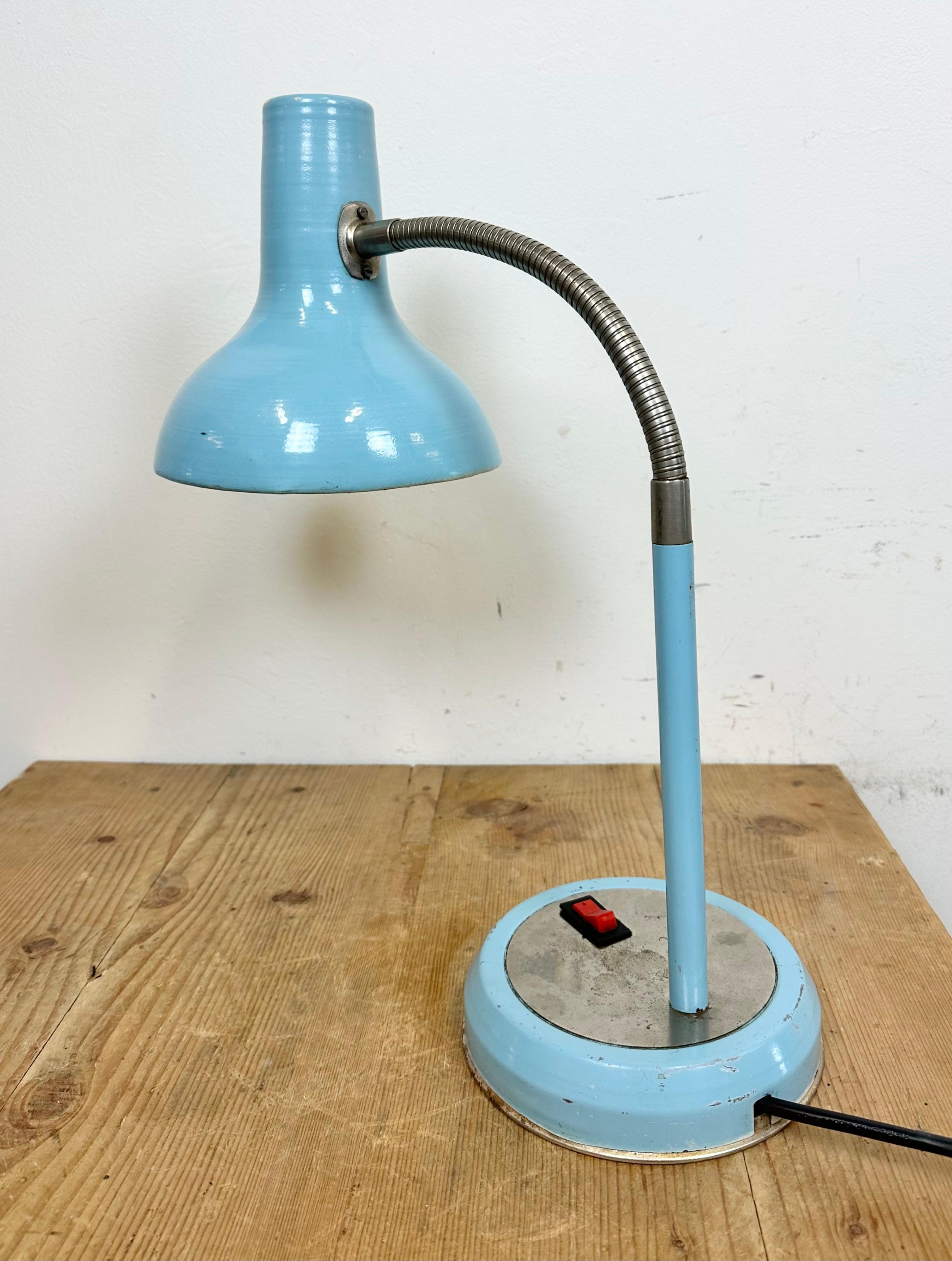 Blue Industrial Gooseneck Table Lamp, 1960s For Sale 1