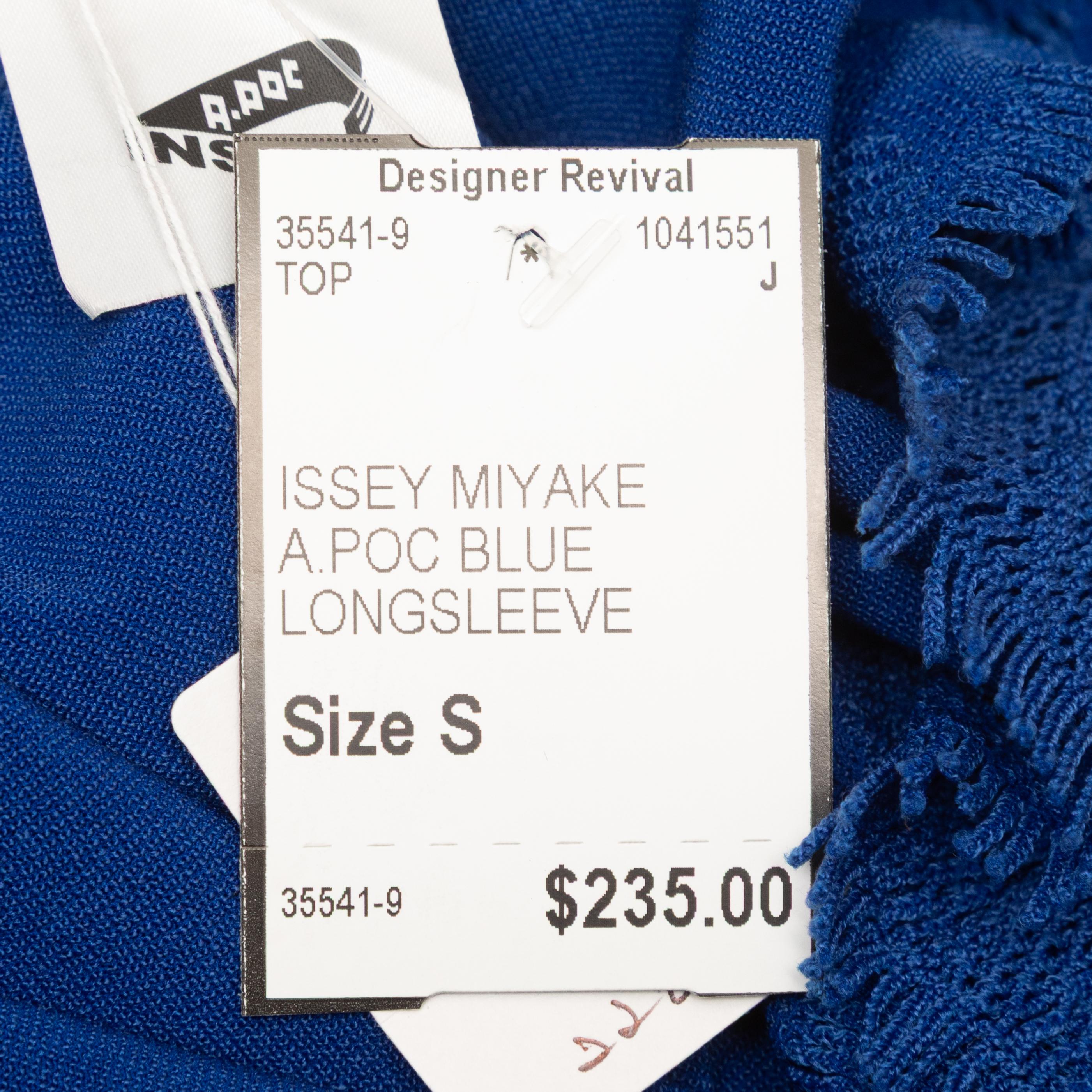 Women's Blue Issey Miyake A-POC Mesh Knit Long Sleeve Top Designer Size 2 For Sale