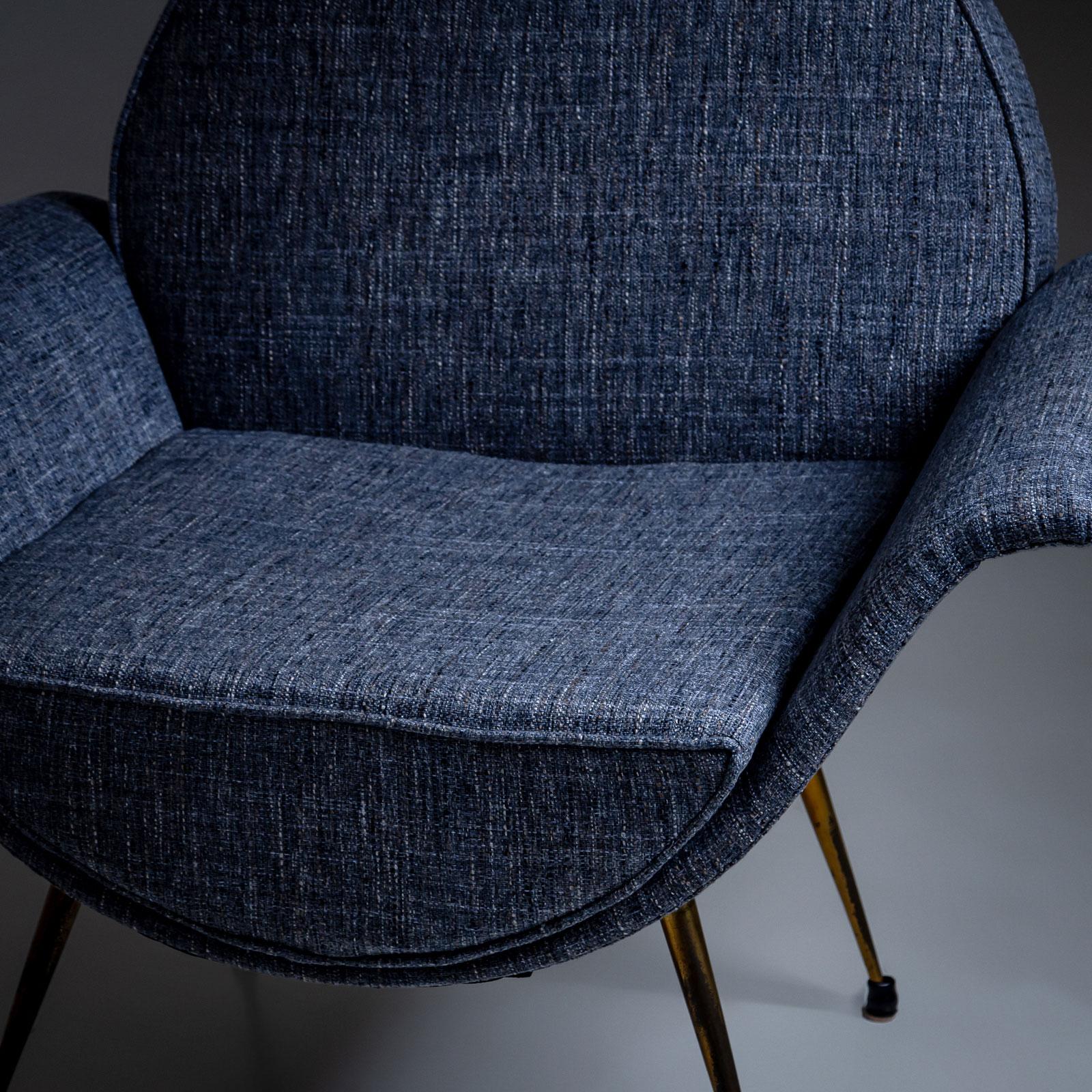 Fauteuil de salon italien bleu, milieu du 20e siècle Bon état - En vente à Greding, DE