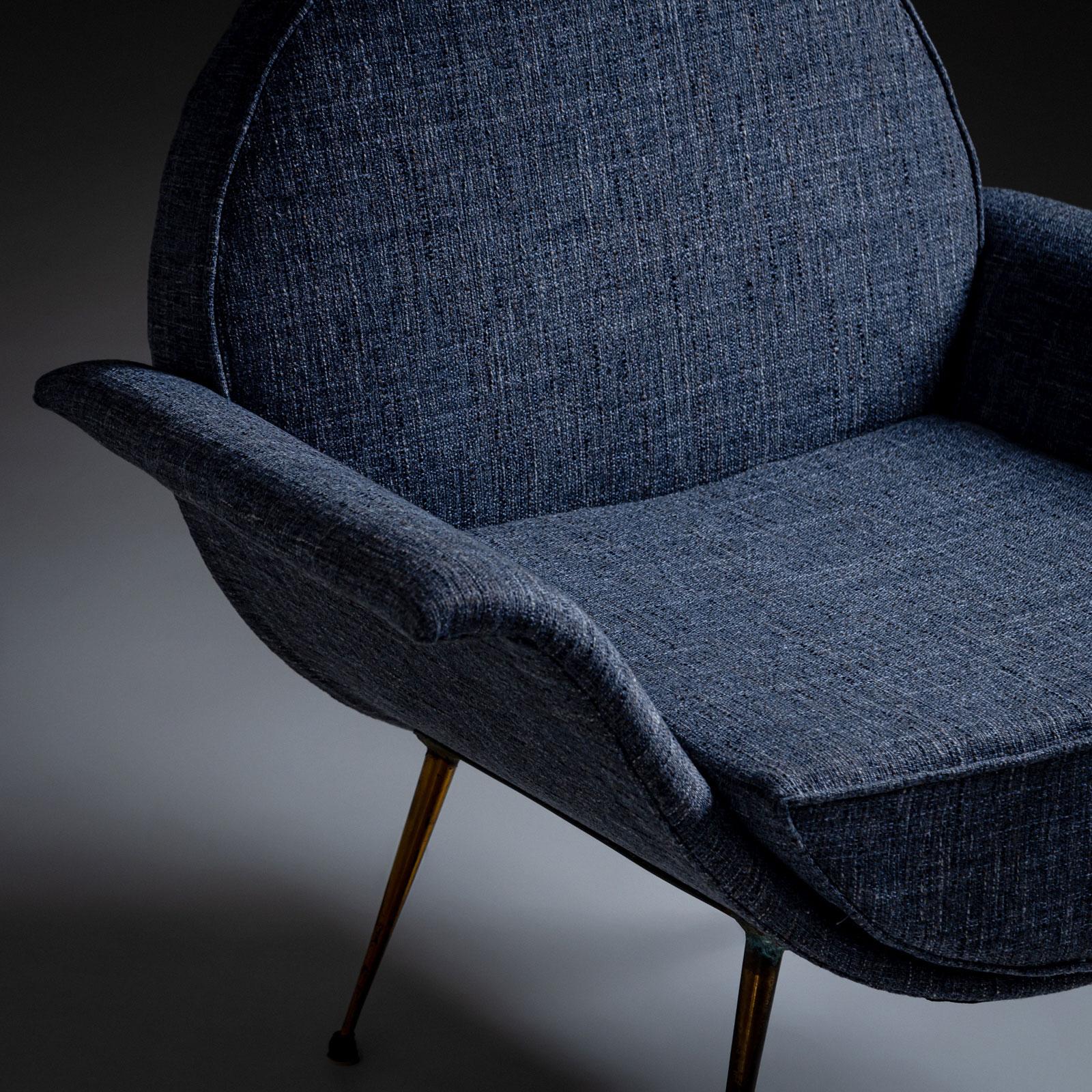20ième siècle Fauteuil de salon italien bleu, milieu du 20e siècle en vente