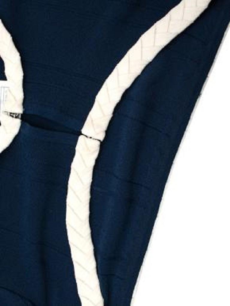 Vestido plisado y bolero azul y marfil en venta 5