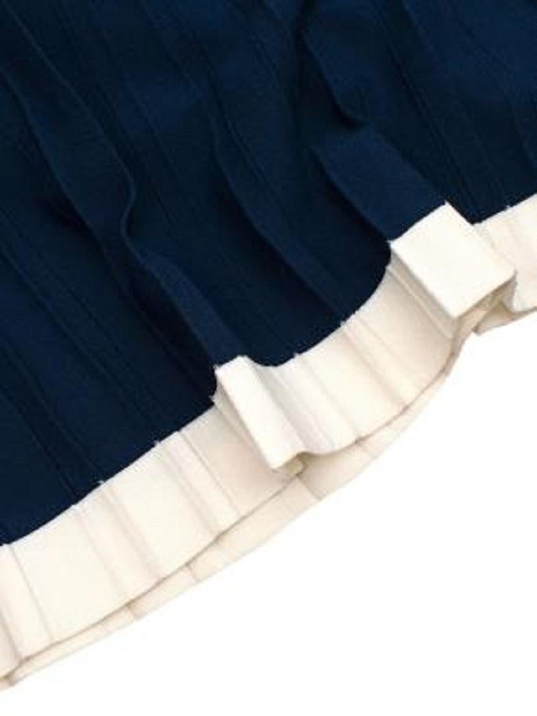 Vestido plisado y bolero azul y marfil en venta 1