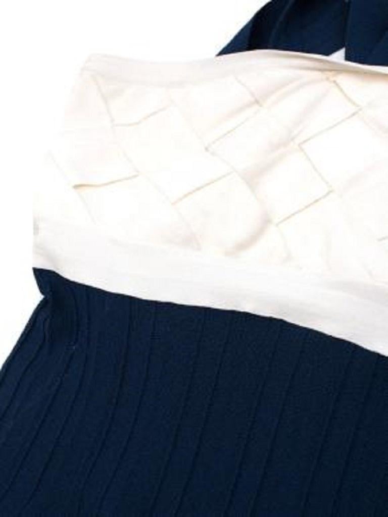 Vestido plisado y bolero azul y marfil en venta 2