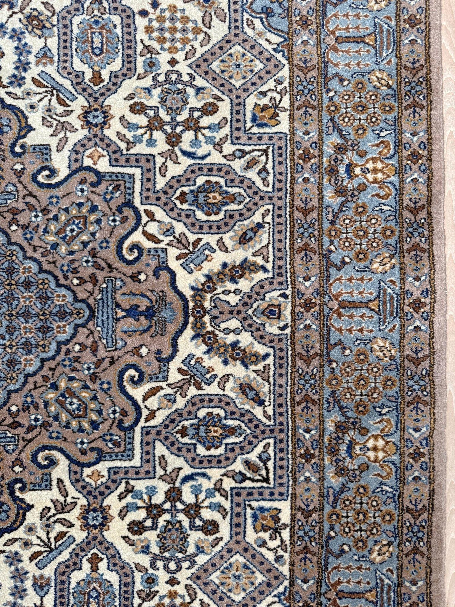 Blau & Elfenbein Tabriz - • Handgefertigter Teppich aus persischer Wolle (3′×5′) - Blumenmedaillon im Angebot 5