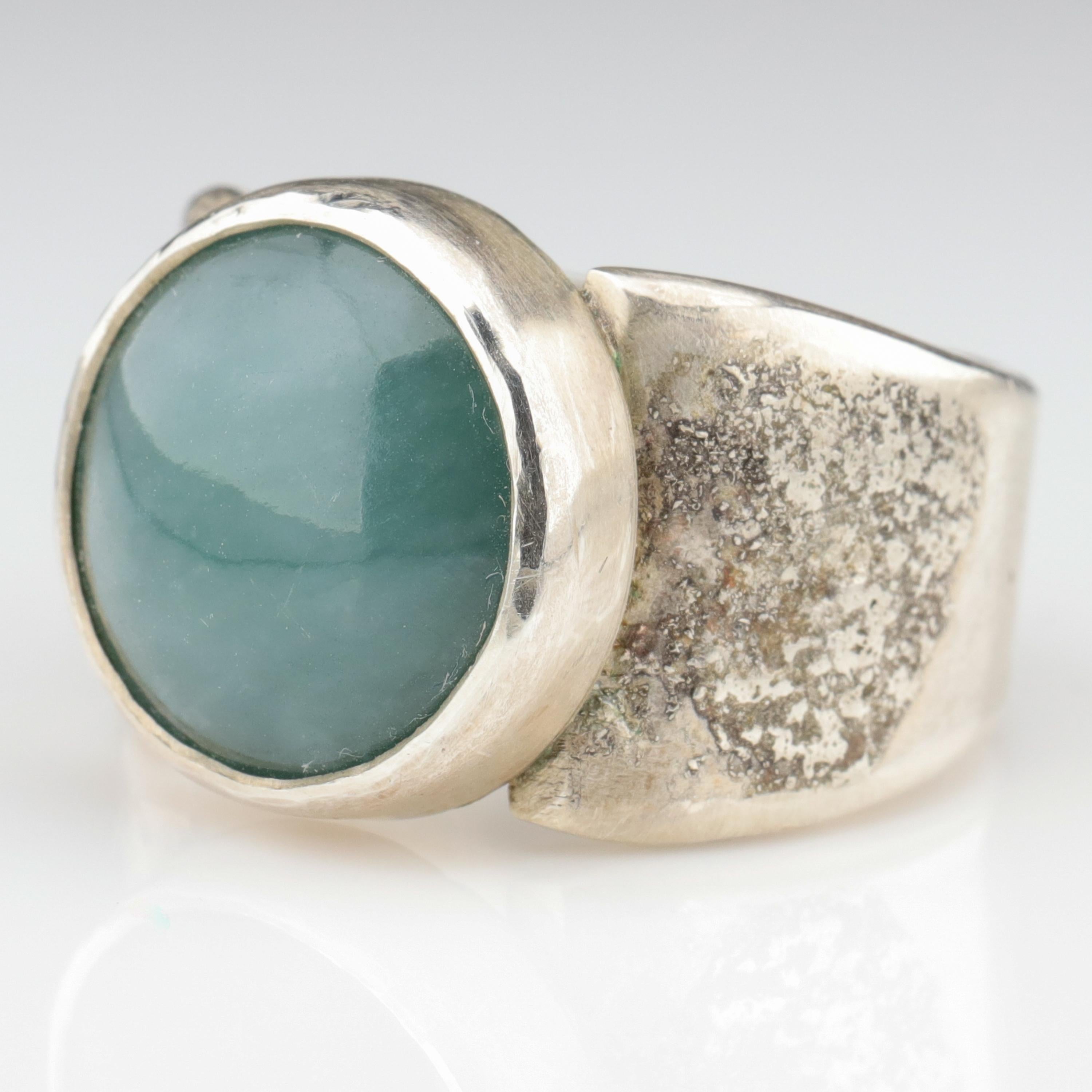 Blue Jade Ring in Silver Certified Natural and Untreated In New Condition In Southbury, CT