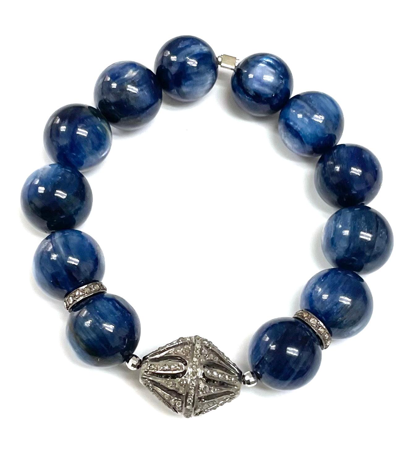 Bracelet de Kyanite bleue et diamants en vente 5