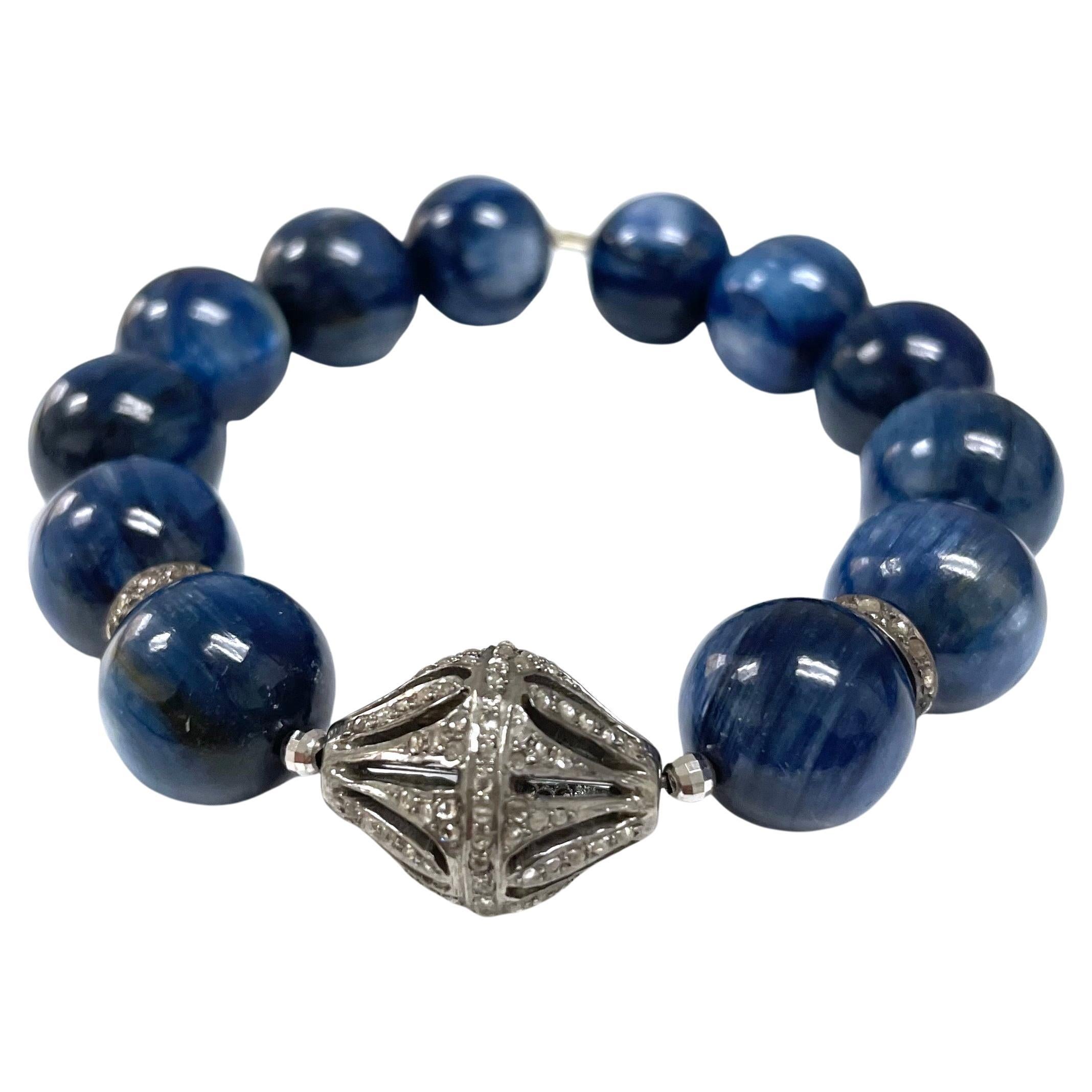 Bracelet de Kyanite bleue et diamants en vente 2