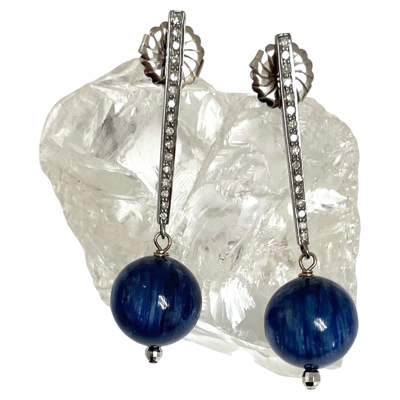 Blue Kyanite and Diamond Paradizia Earrings For Sale 5