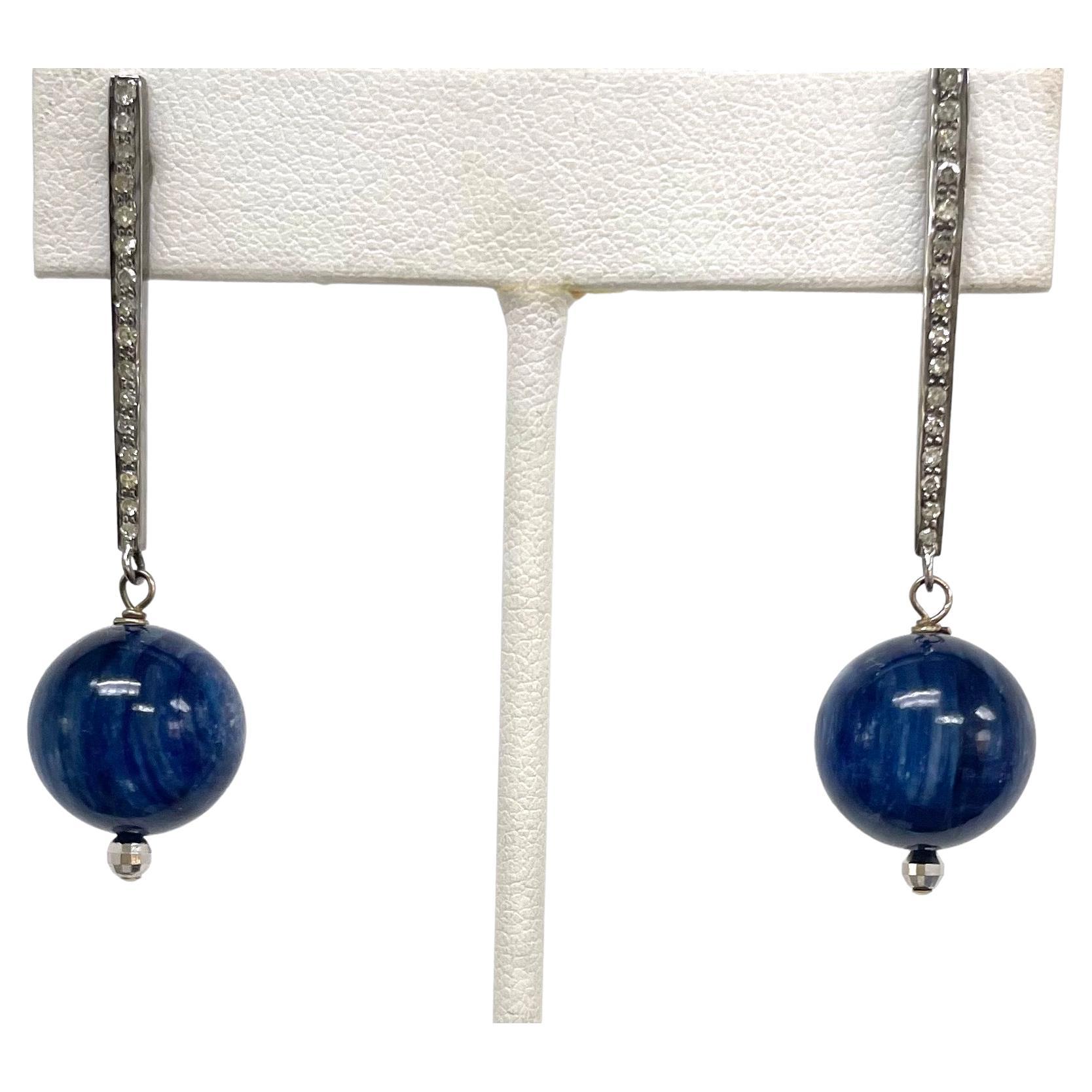 Blue Kyanite and Diamond Paradizia Earrings For Sale 8