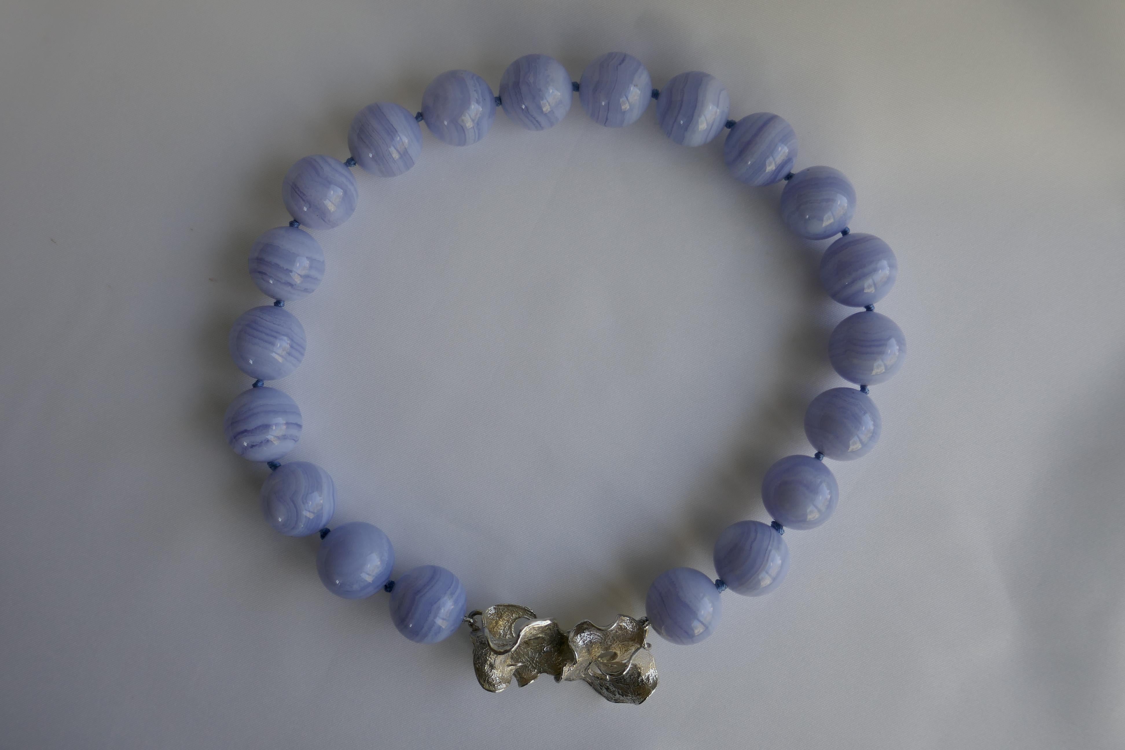 Women's Blue Lace Agate 925 Exclusive Sterling Silver Clasp Gemstone Necklace For Sale