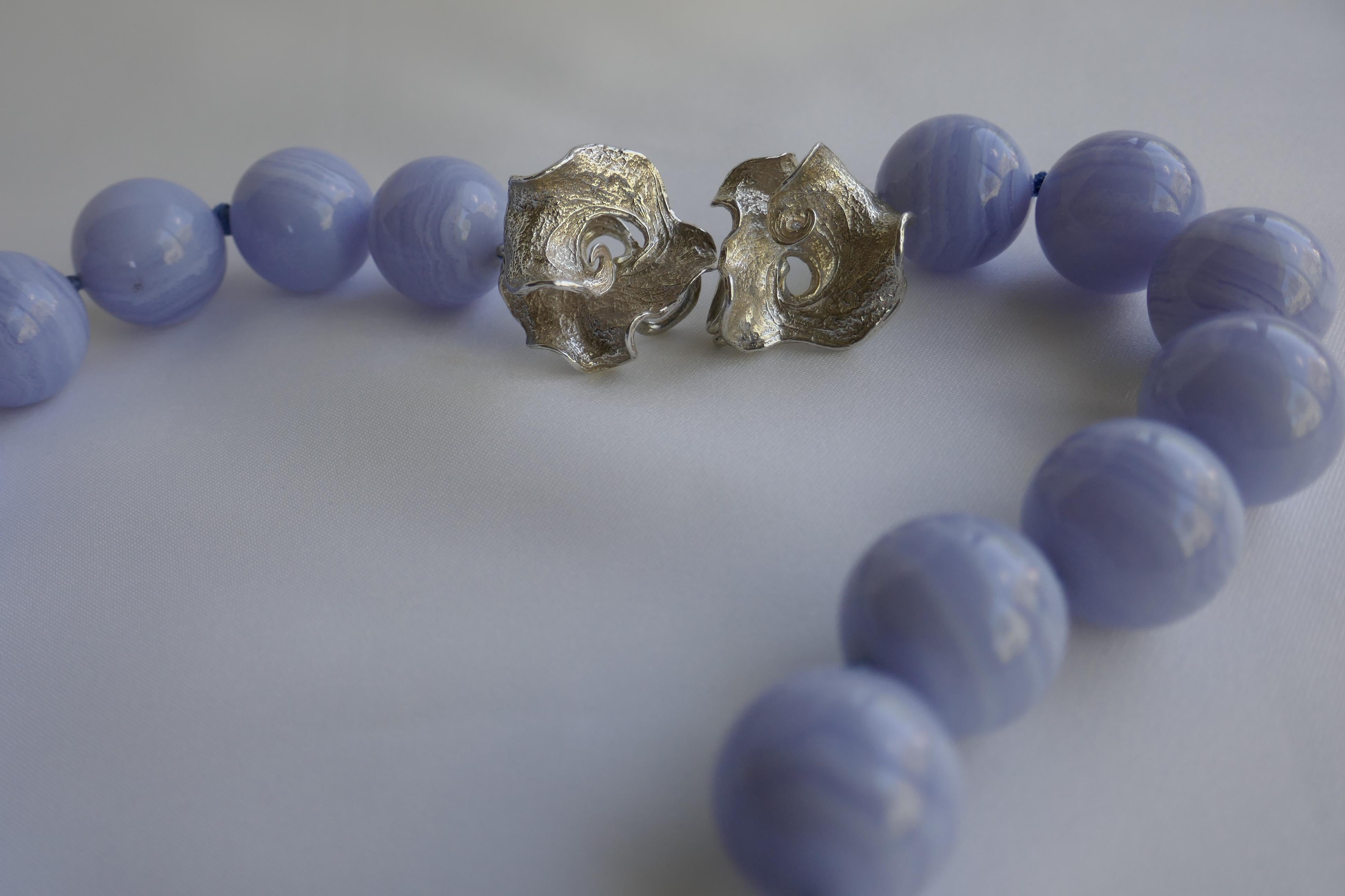 Blue Lace Agate 925 Exclusive Sterling Silver Clasp Gemstone Necklace For Sale 1