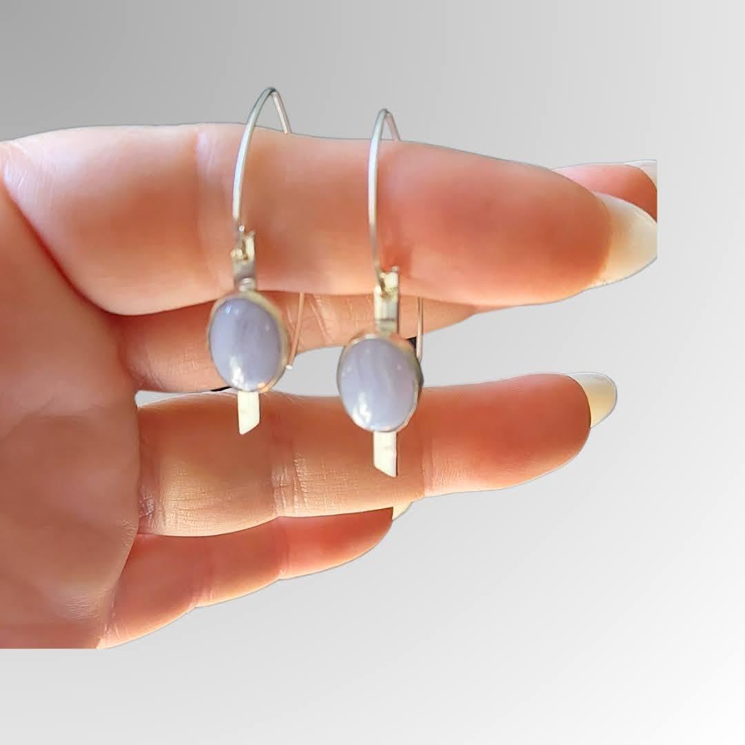 Women's Blue Lace Agate Pendant and Earrings