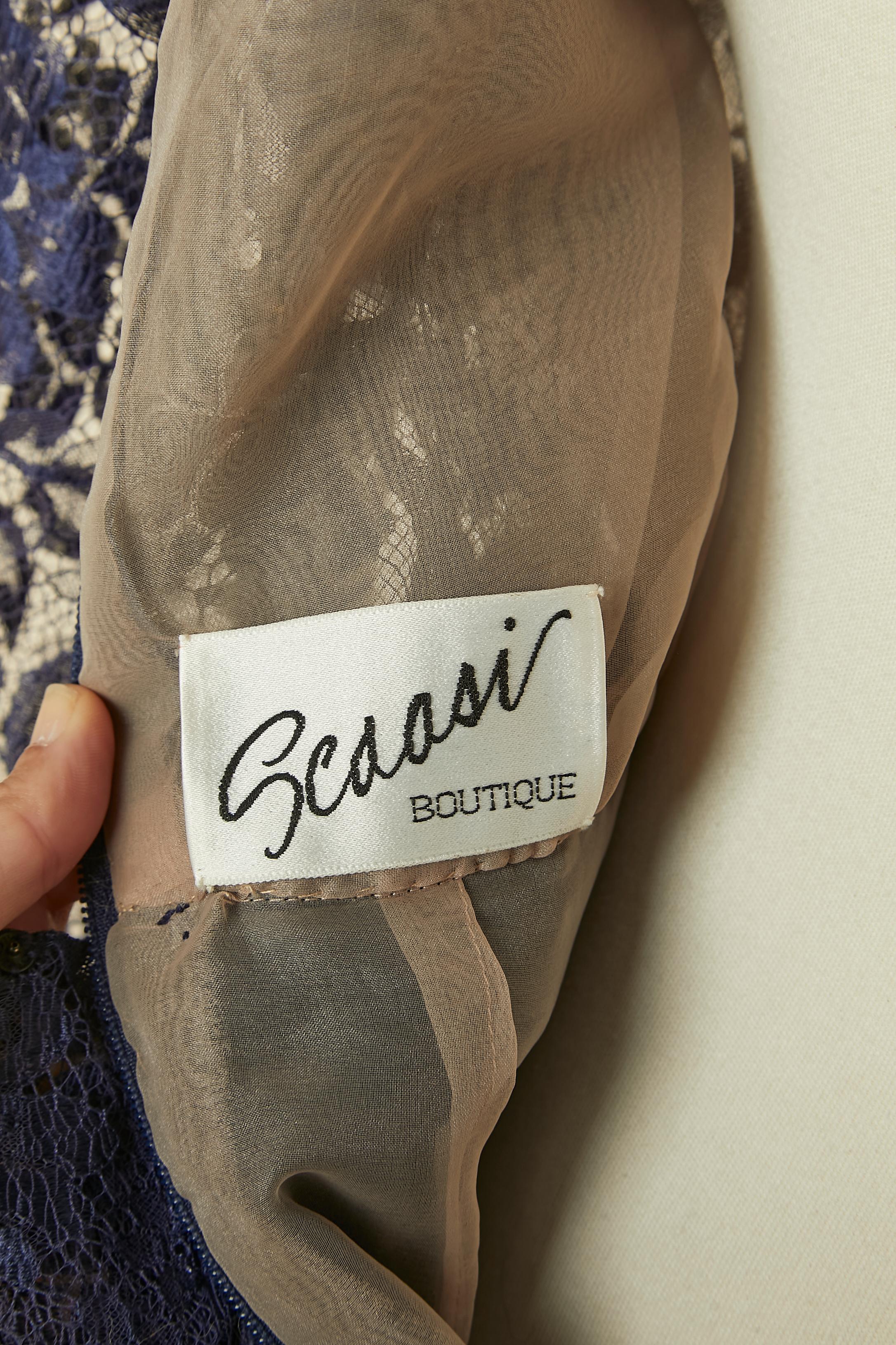 Robe de soirée en dentelle bleue à volants Scaasi en vente 3