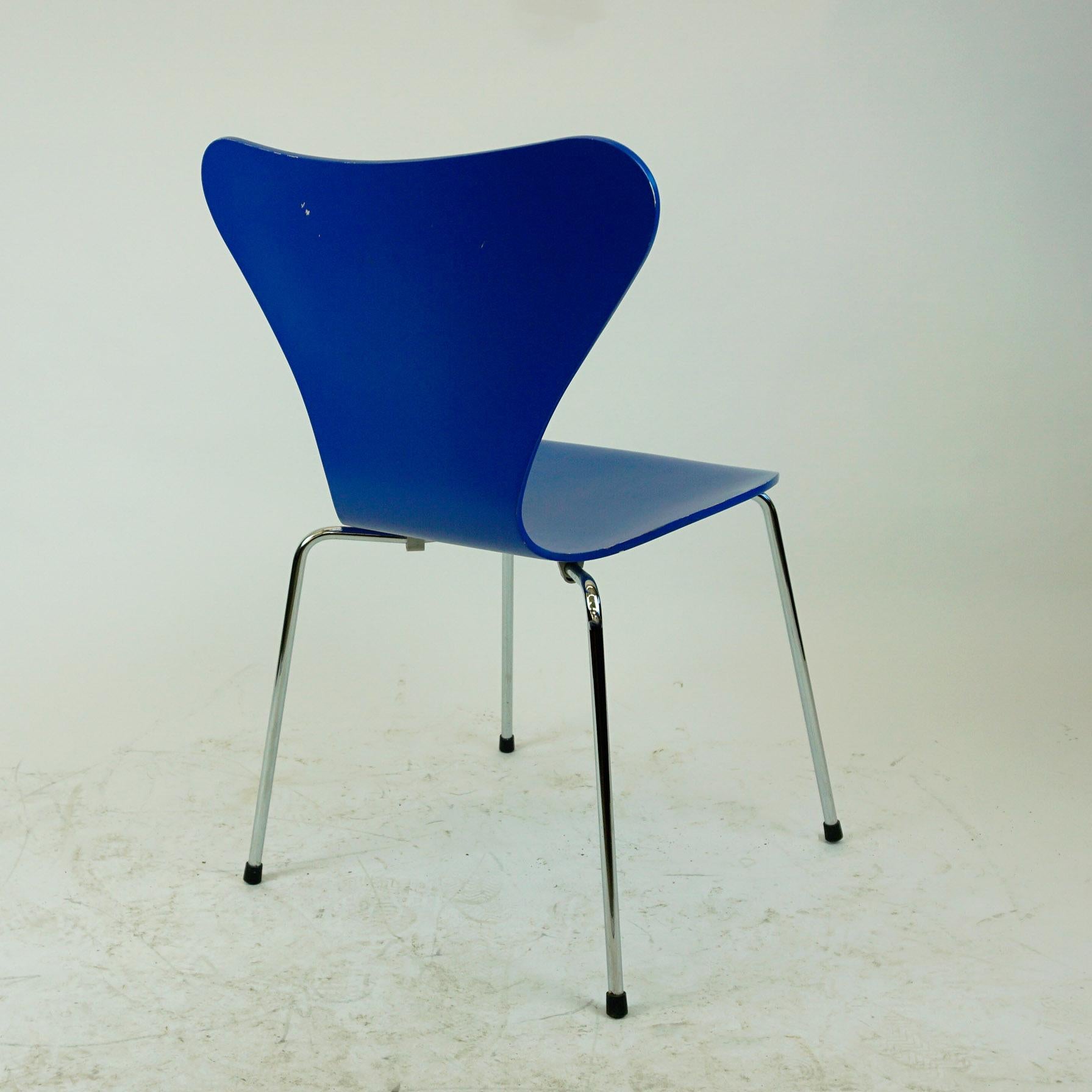 Danish Blue Lacquered Series 7 Butterfly Chair by Arne Jacobsen for Fritz Hansen