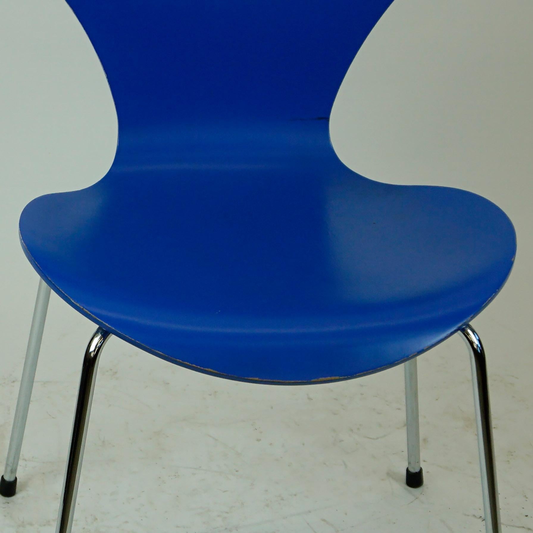 Mid-20th Century Blue Lacquered Series 7 Butterfly Chair by Arne Jacobsen for Fritz Hansen
