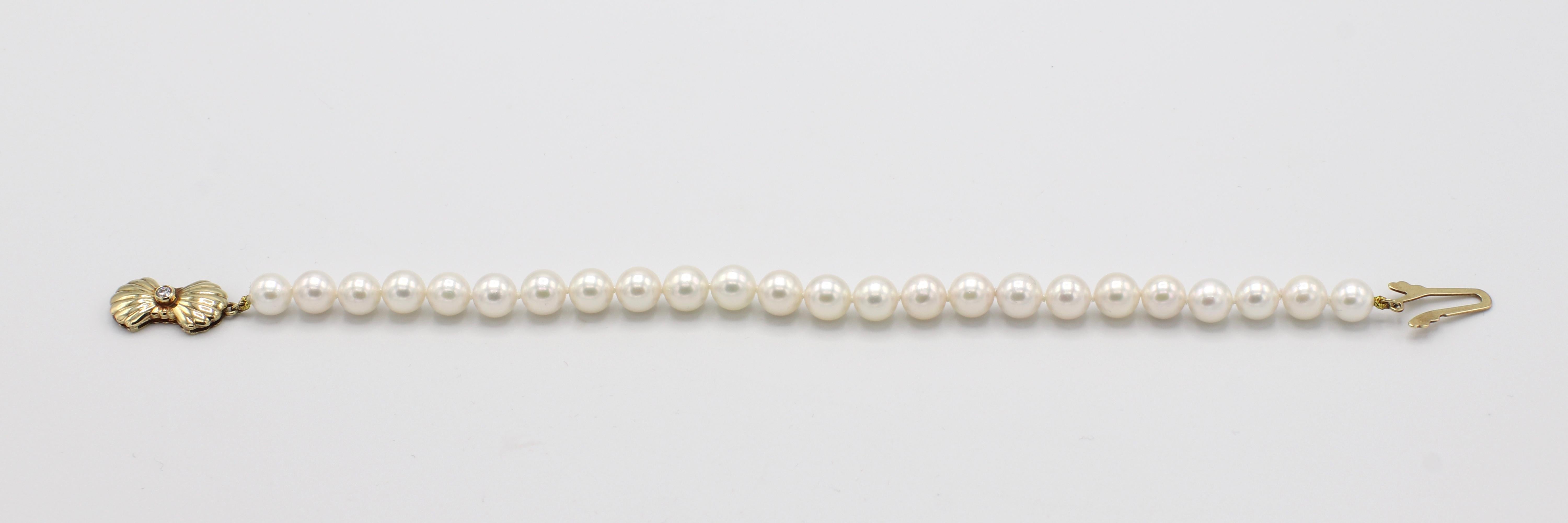 blue lagoon pearl necklace