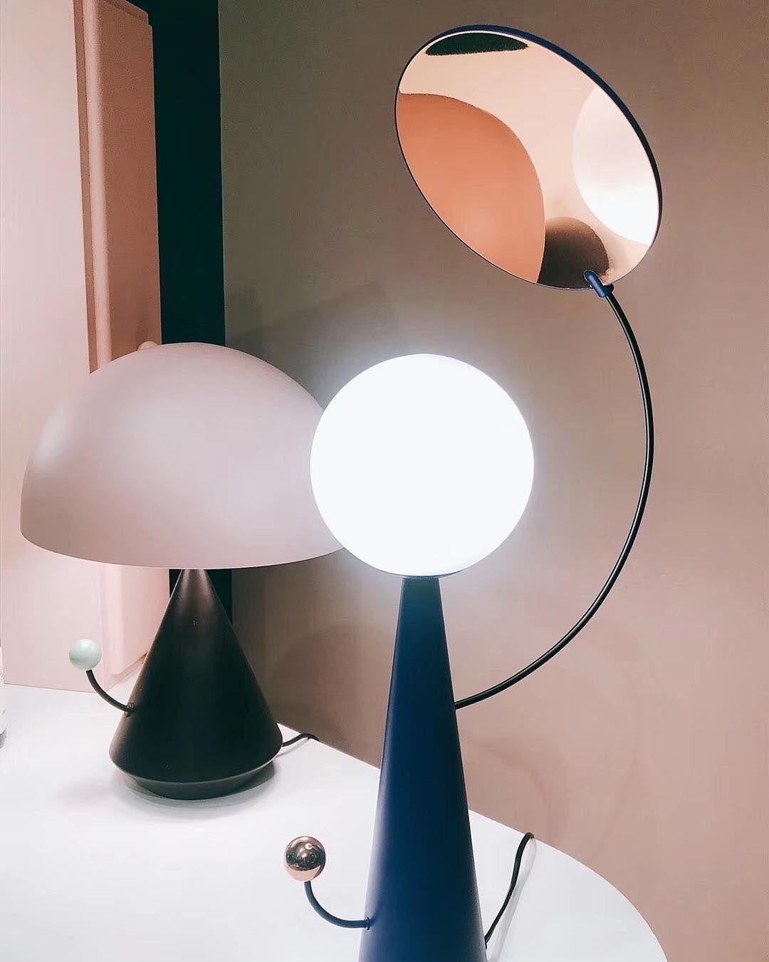 Blue Lamp by Thomas Dariel In New Condition For Sale In Geneve, CH