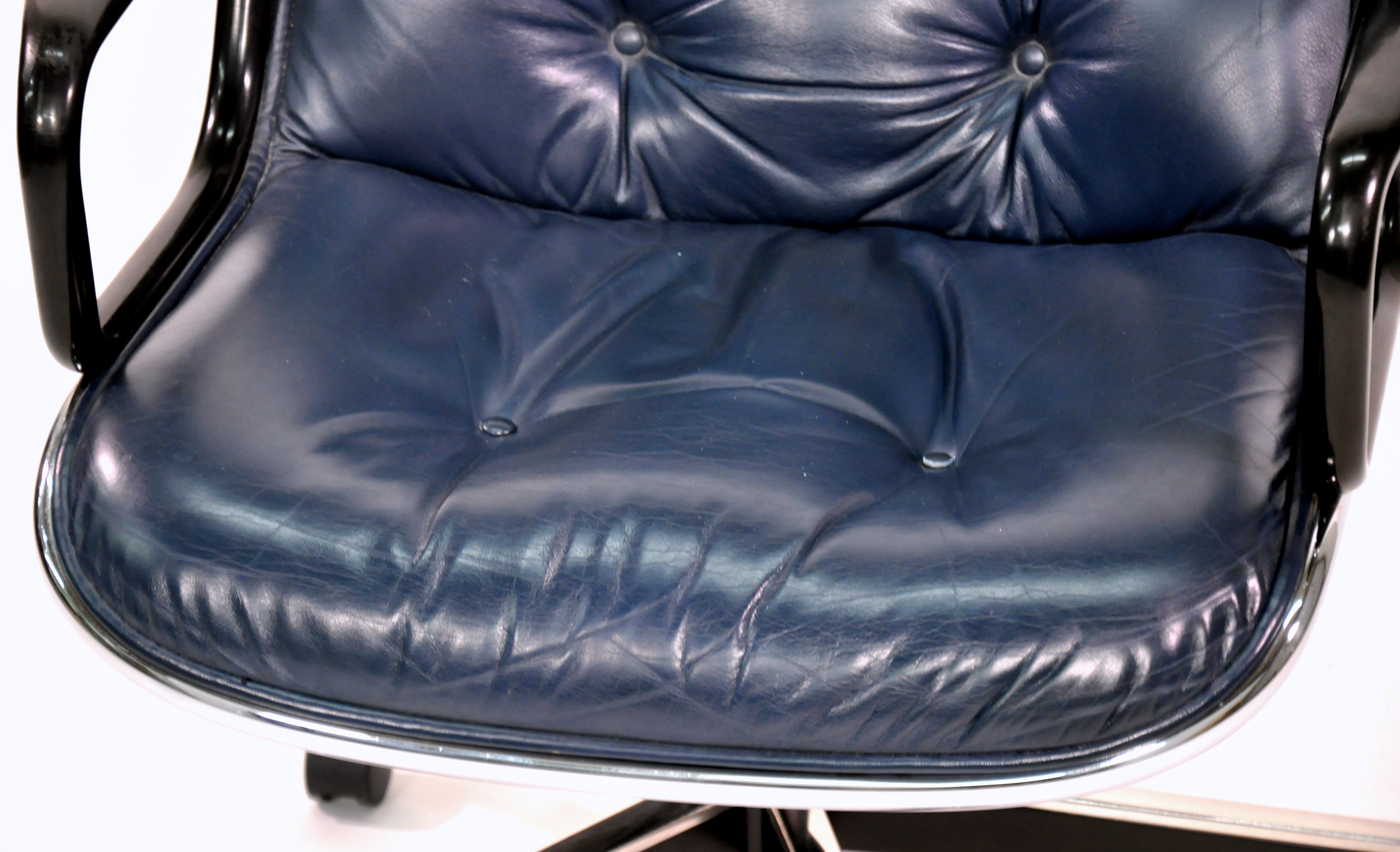 Metal Blue Leather Executive Desk Chair by Charles Pollock for Knoll