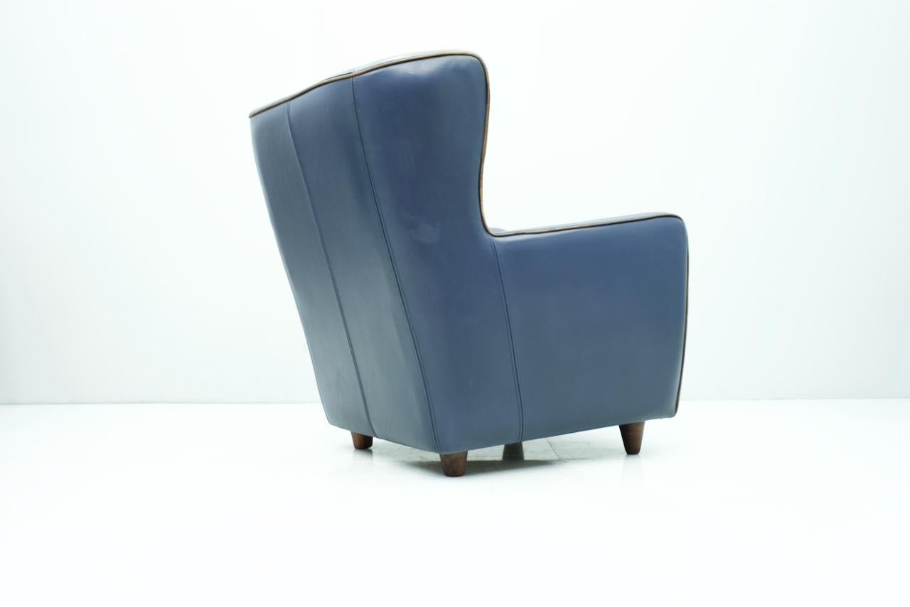 Modern Blue Leather Lounge Chair Bergère by Baxter, Italy For Sale