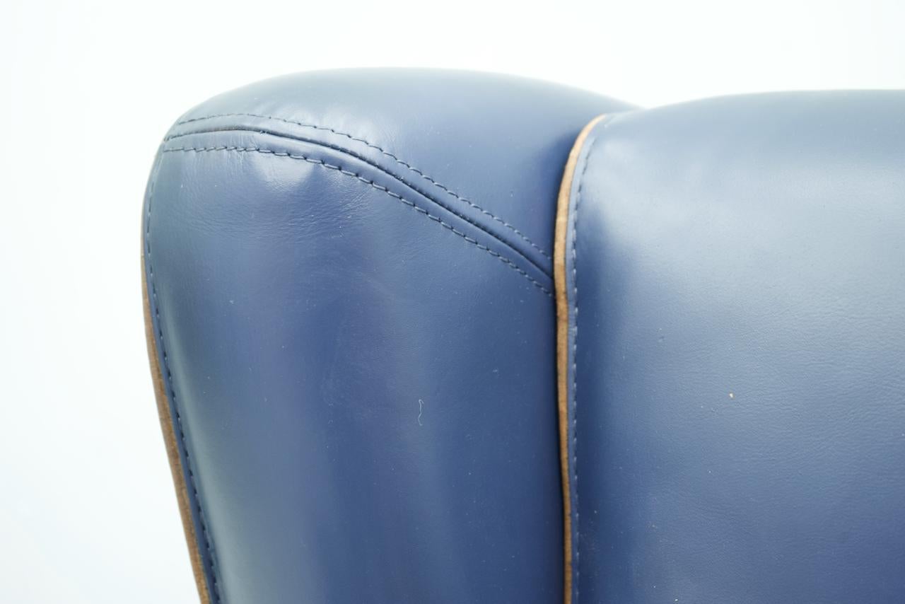 Blue Leather Lounge Chair Bergère by Baxter, Italy For Sale 2